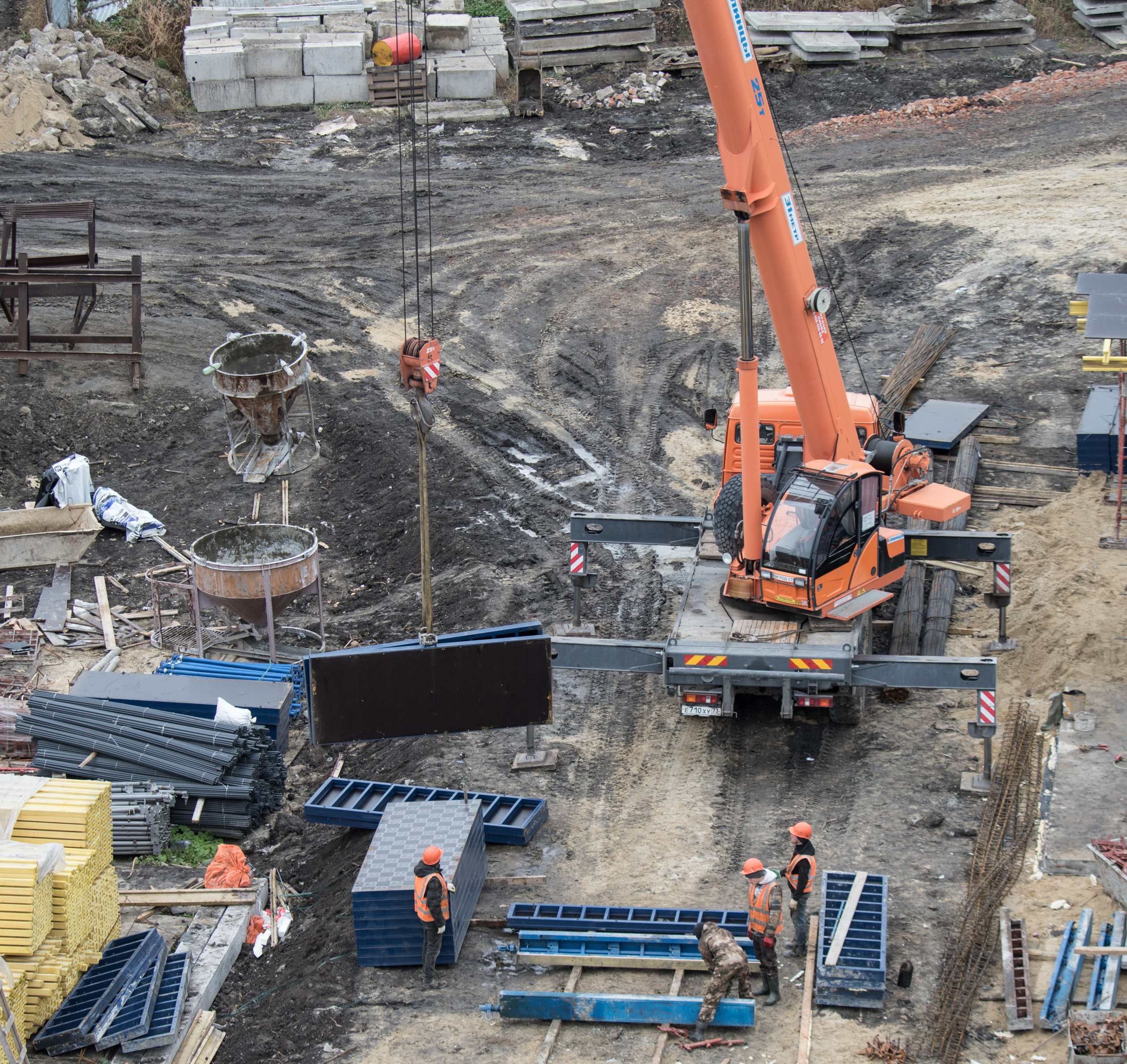 Фотосъемка  площадки по застройке многоквартирного дома.