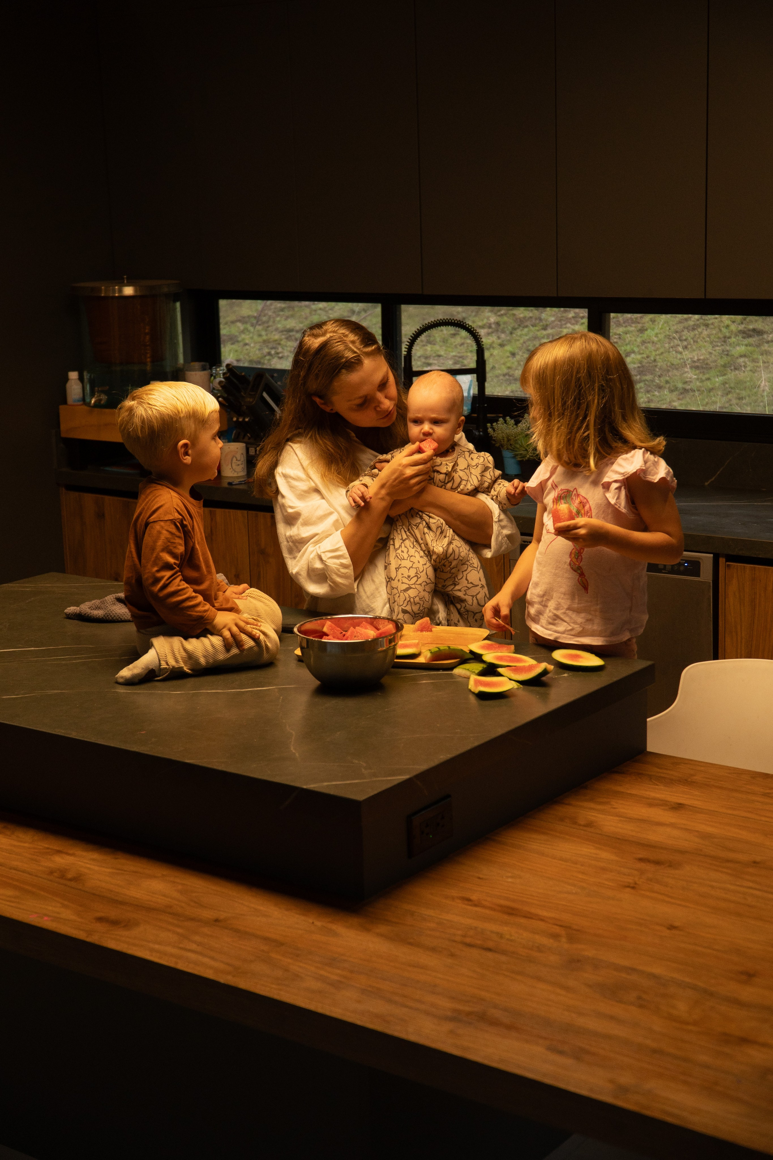 Olga and Family. Wedding Photographer in Barcelona and Medellin