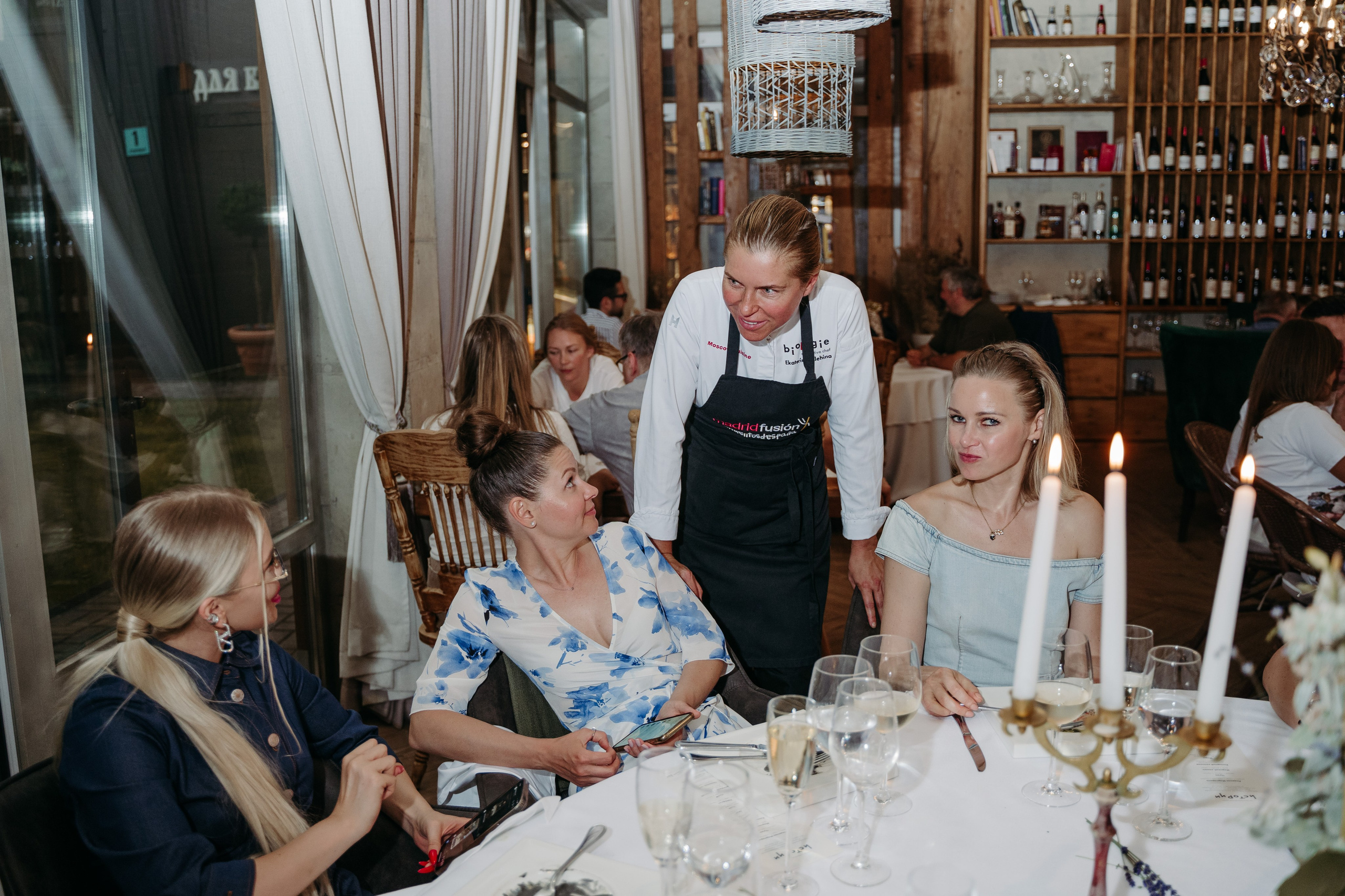 Открытый ужин с Mishlen Шеф Поварами. Репортажный и свадебный фотограф в Москве Рая Небогатова