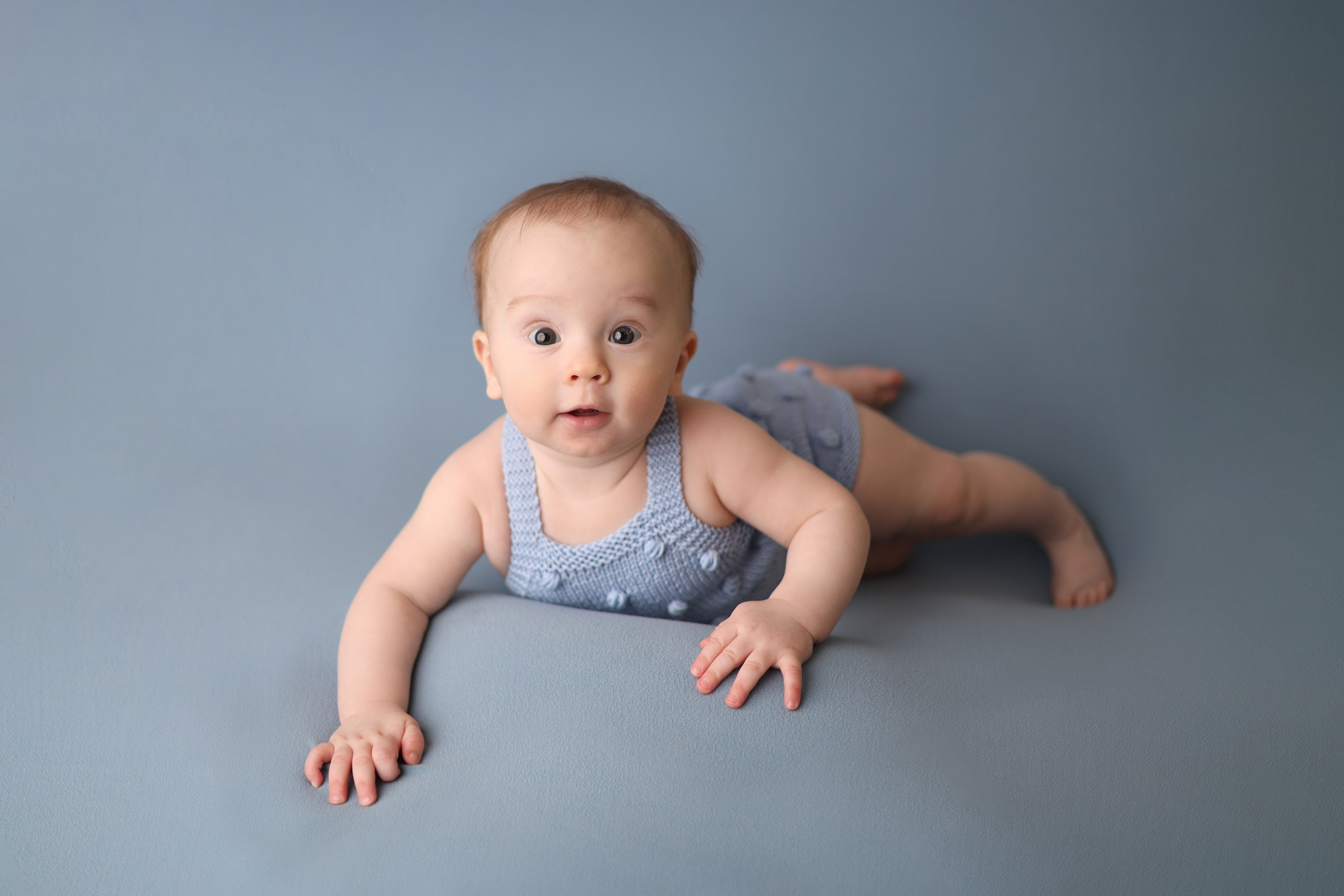 Фотосъемка малыша в 6 месяцев в Москве. Фотограф новорожденных Москва. Ньюборн фотограф Москва