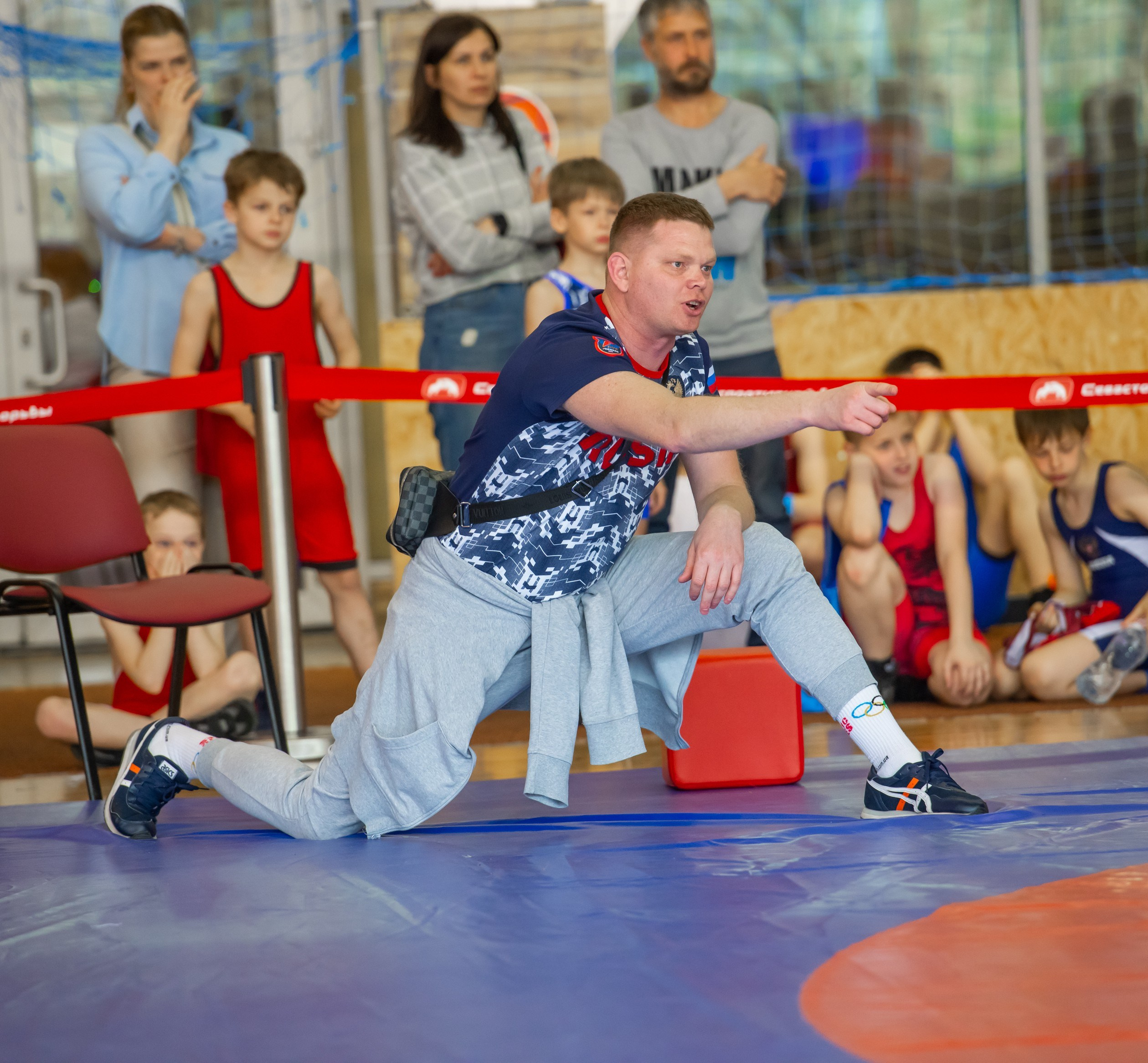 Вольная борьба. Денис Садовый фотограф Севастополь. Фотографирую спорт, корпоративы, праздники, а также индивидуальные и семейные фотосессии