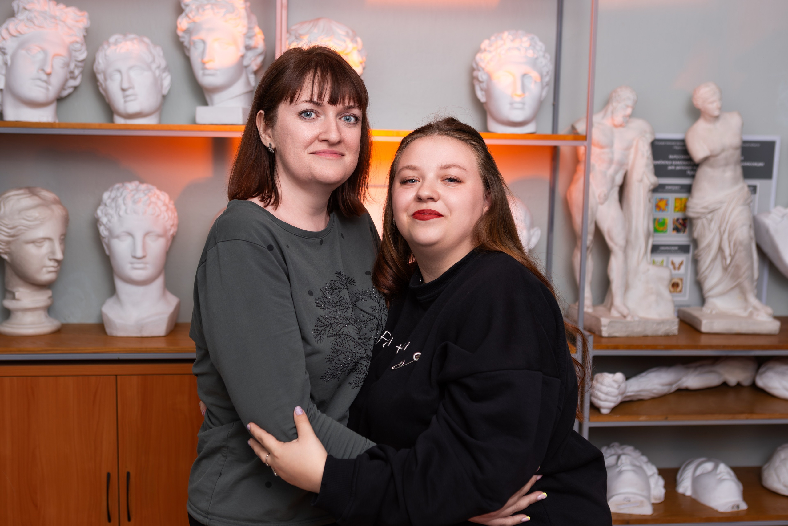 ФОТОСЕССИЯ В АУДИТОРИИ ДЛЯ БУДУЩИХ УЧИТЕЛЕЙ — выпускников Чернского профессионально-педагогического колледжа. ТВОЙ АЛЬБОМ / ТВОИ ПРАВИЛА