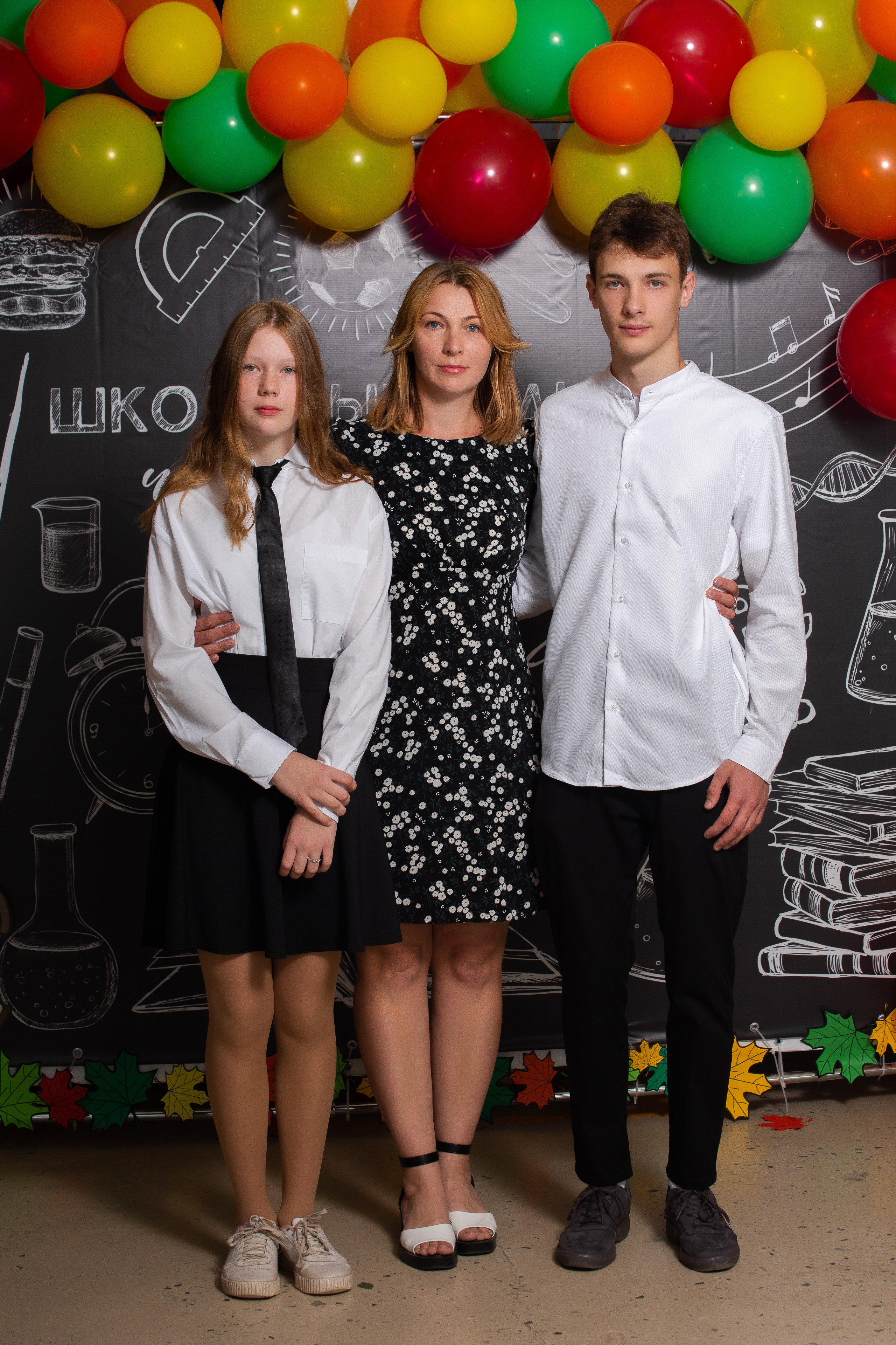 1 сентября 9 школа (фотосессия с родителями). ТВОЙ АЛЬБОМ / ТВОИ ПРАВИЛА