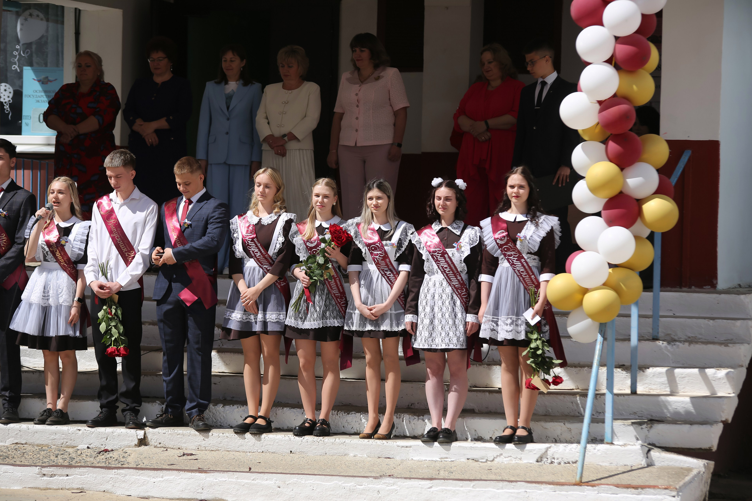 ЛИНЕЙКА «ПОСЛЕДНИЙ ЗВОНОК» 9 ШКОЛА 2024 г МЦЕНСК. ТВОЙ АЛЬБОМ / ТВОИ ПРАВИЛА
