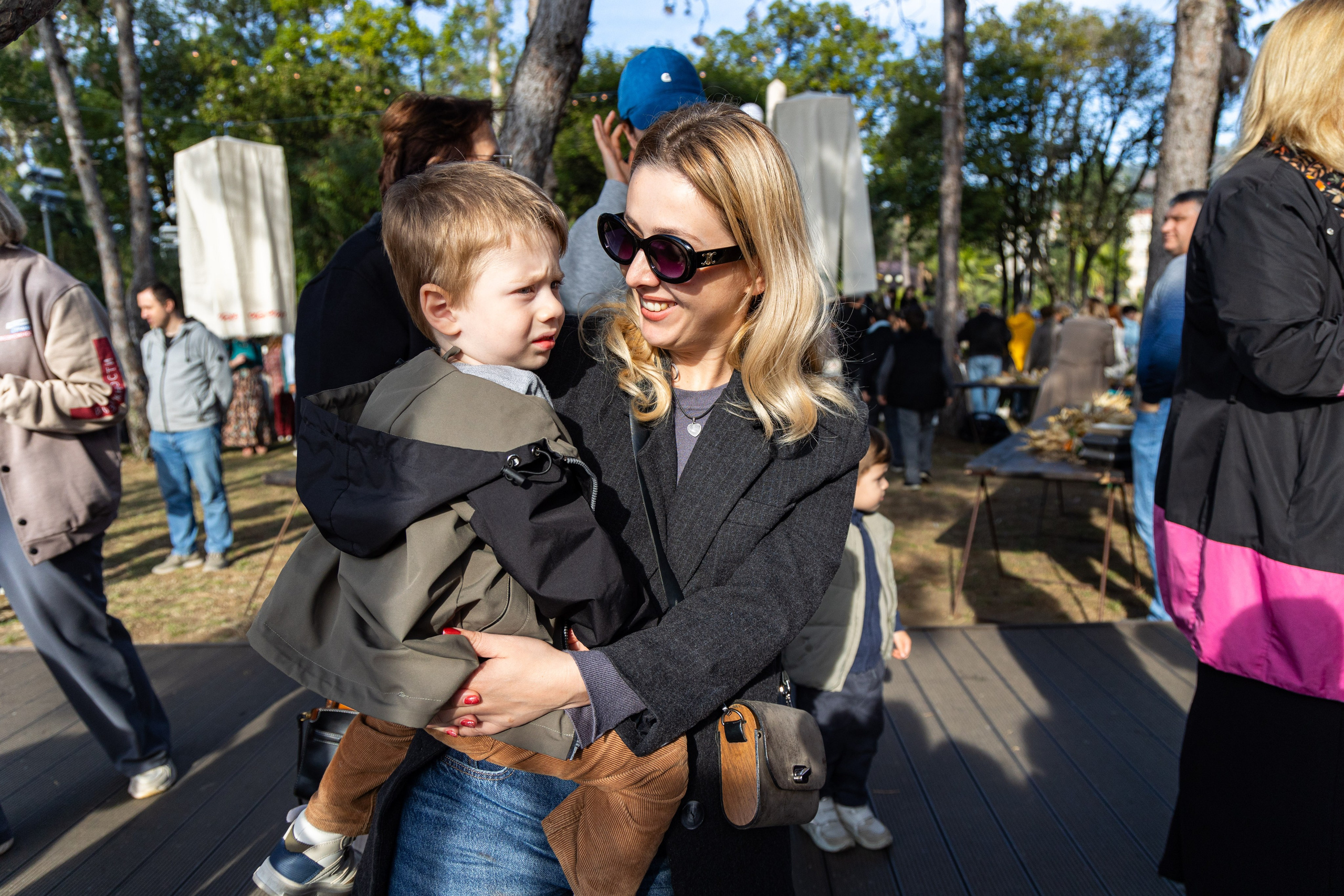 Фестиваль Фейхоа в городе Сухум. Фотограф Красная Поляна — Сочи — Москва