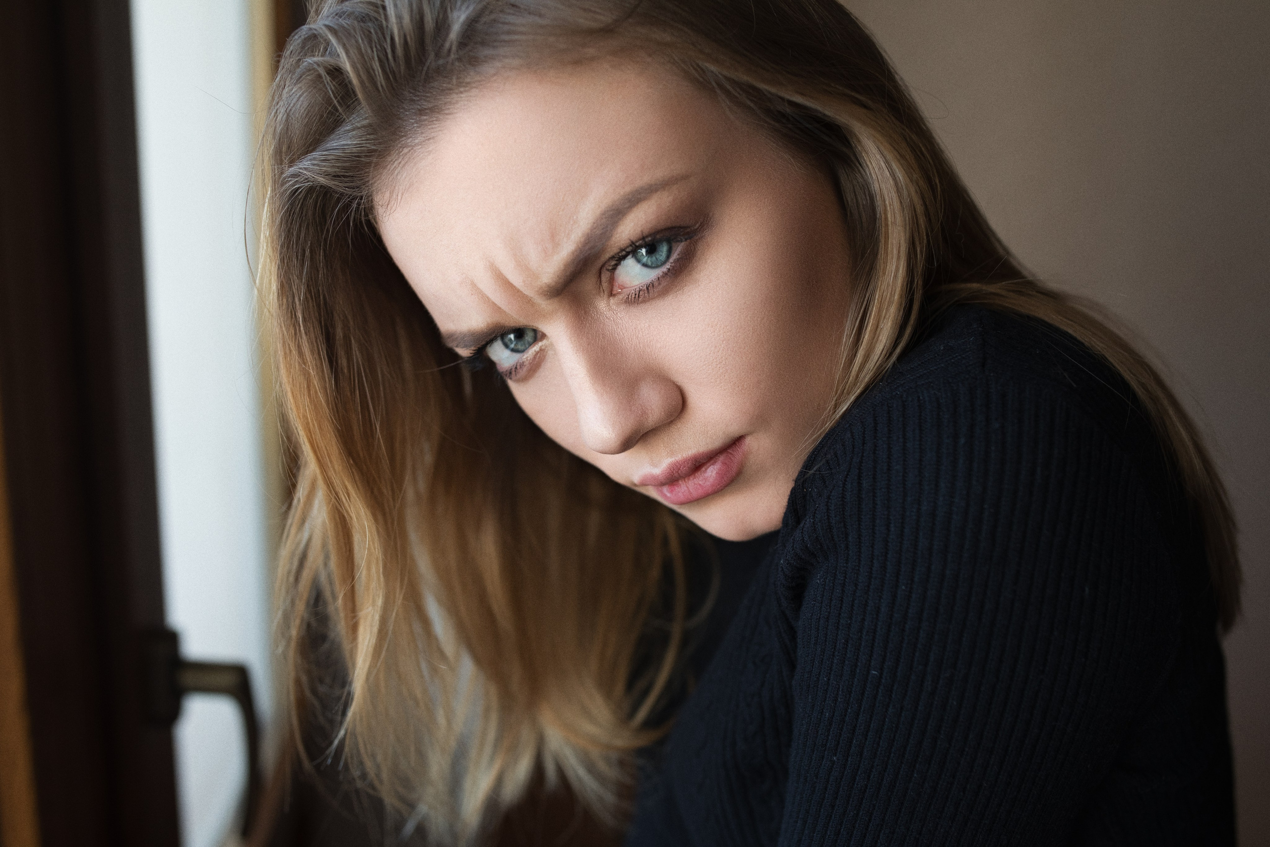 Портреты у окна с Екатериной в формате для «себя»