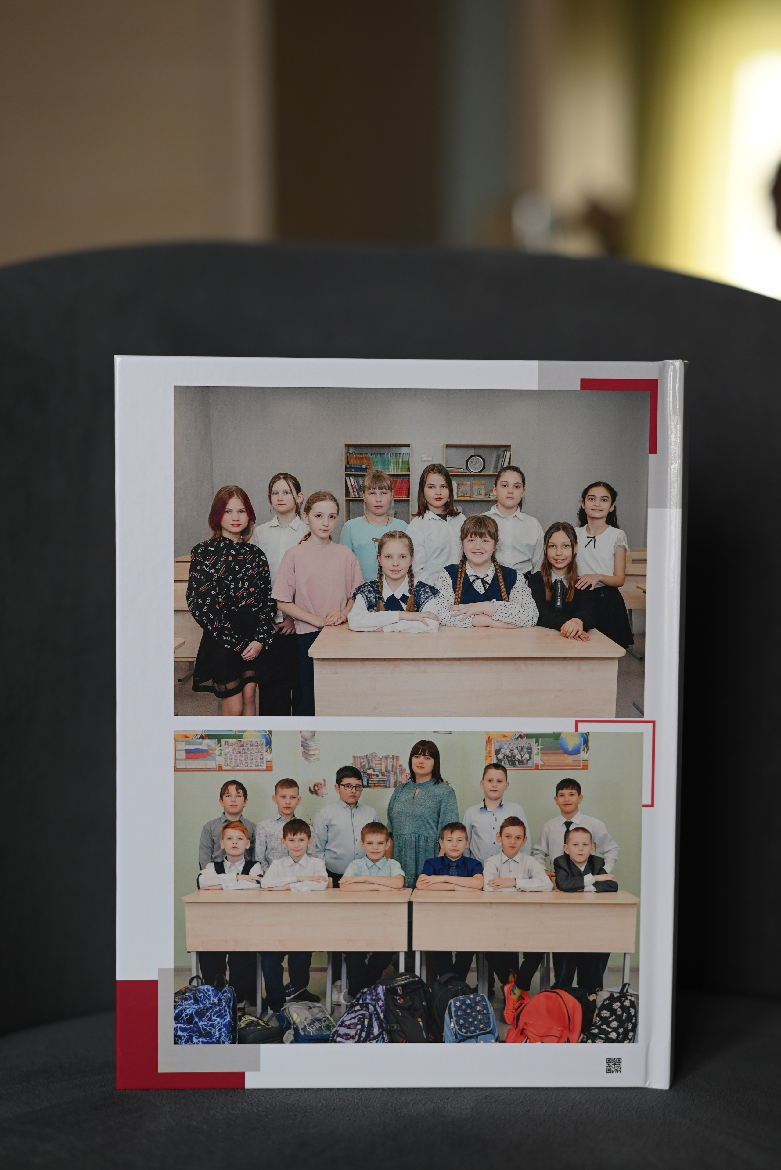 Выпускной альбом начальной школы, 4 класс. Свадебный, семейный и школьный фотограф в Бийске Ксения Мамаева