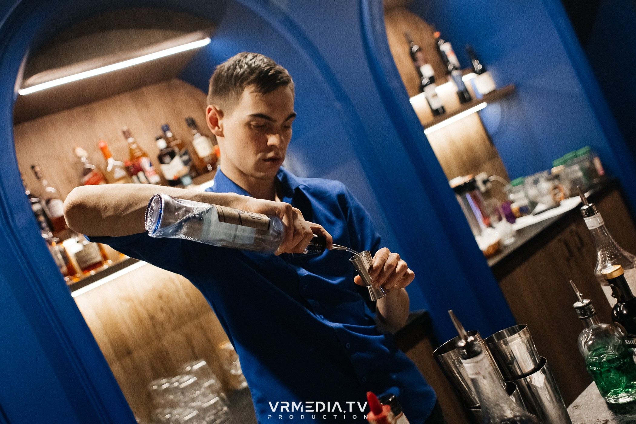 8 марта в караоке-ресторане «Голос»