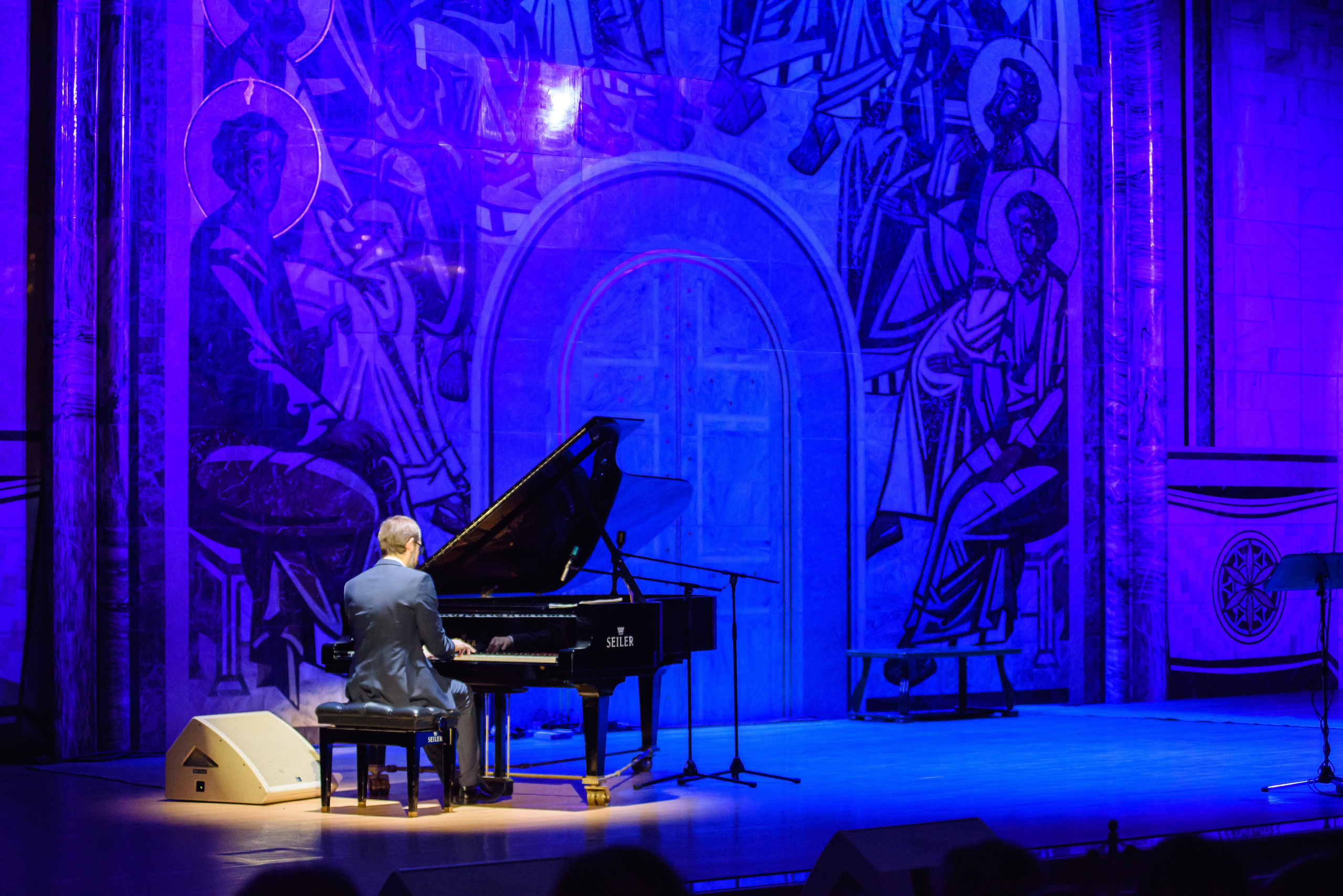 Иеромонах Фотий — «Имена на все времена», Зал Церковных Соборов. Бренд-фотограф для экспертов и блогеров в Москве Влада Горбовская