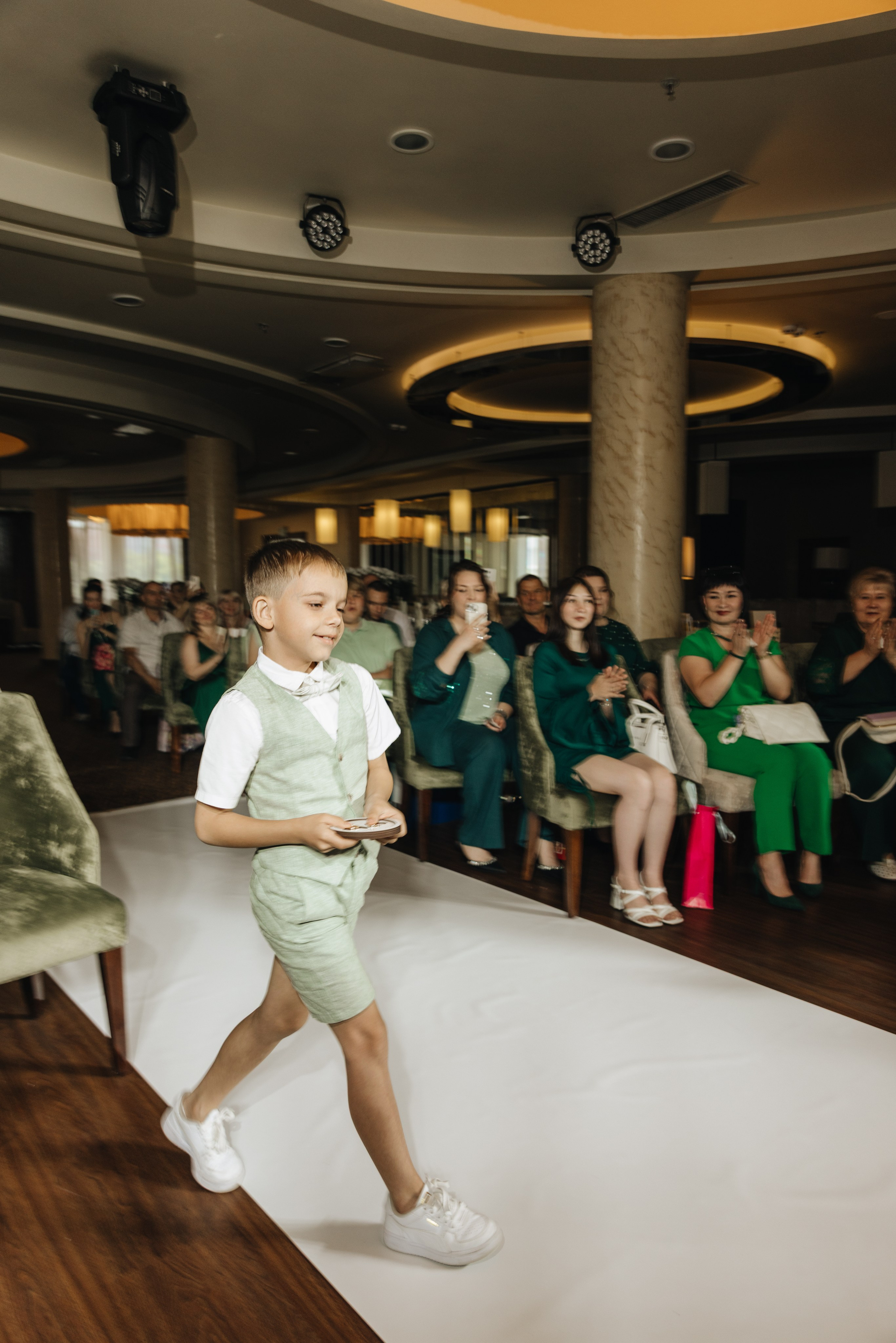 Диана и Николай. Семейный и свадебный фотограф в Донецке Елена Гордеева