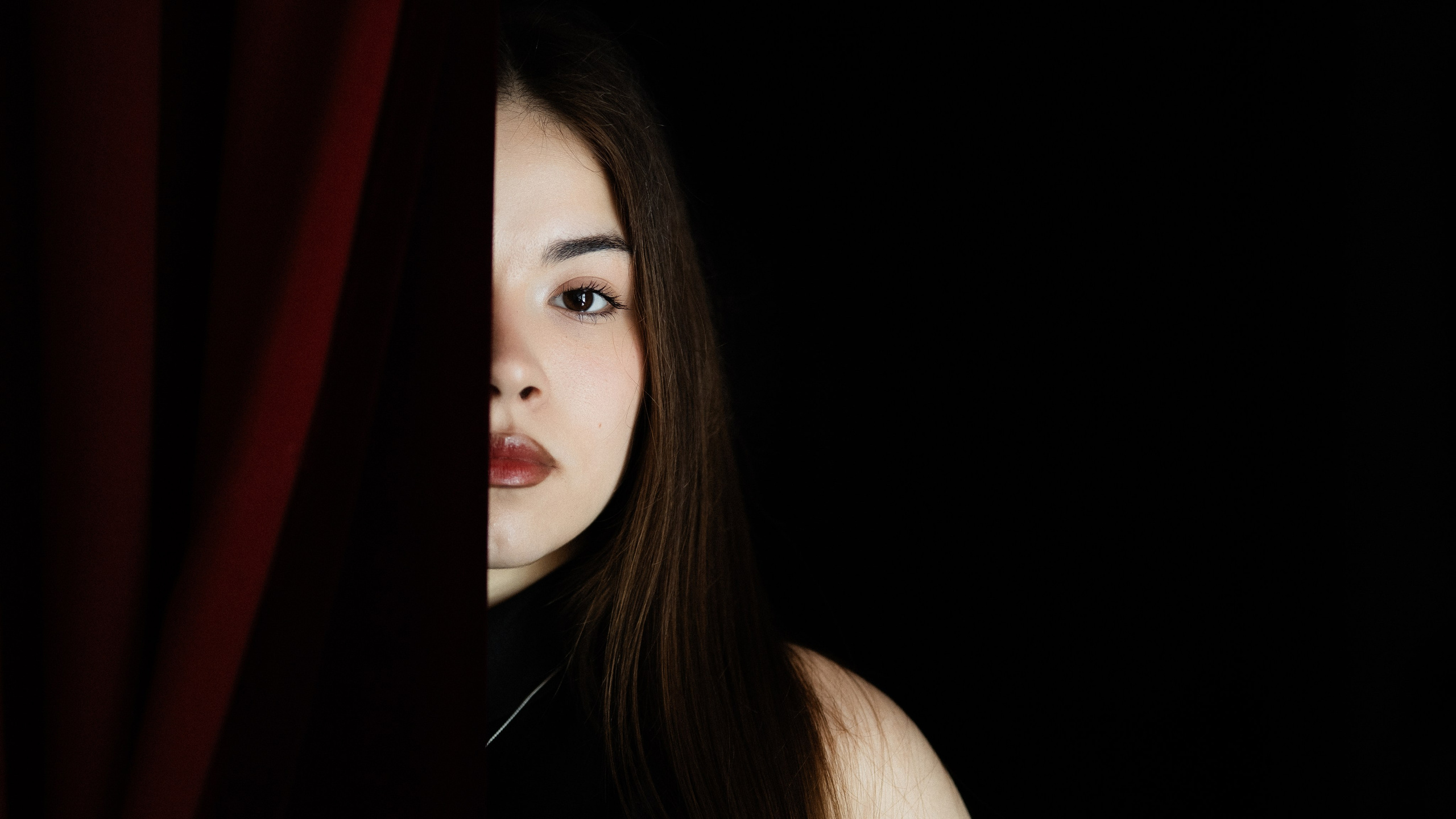 Портретные фотосессии, разные лица, разные локации. Свадебный и семейный фотограф в г. Волхов Алексей Кочерыжкин