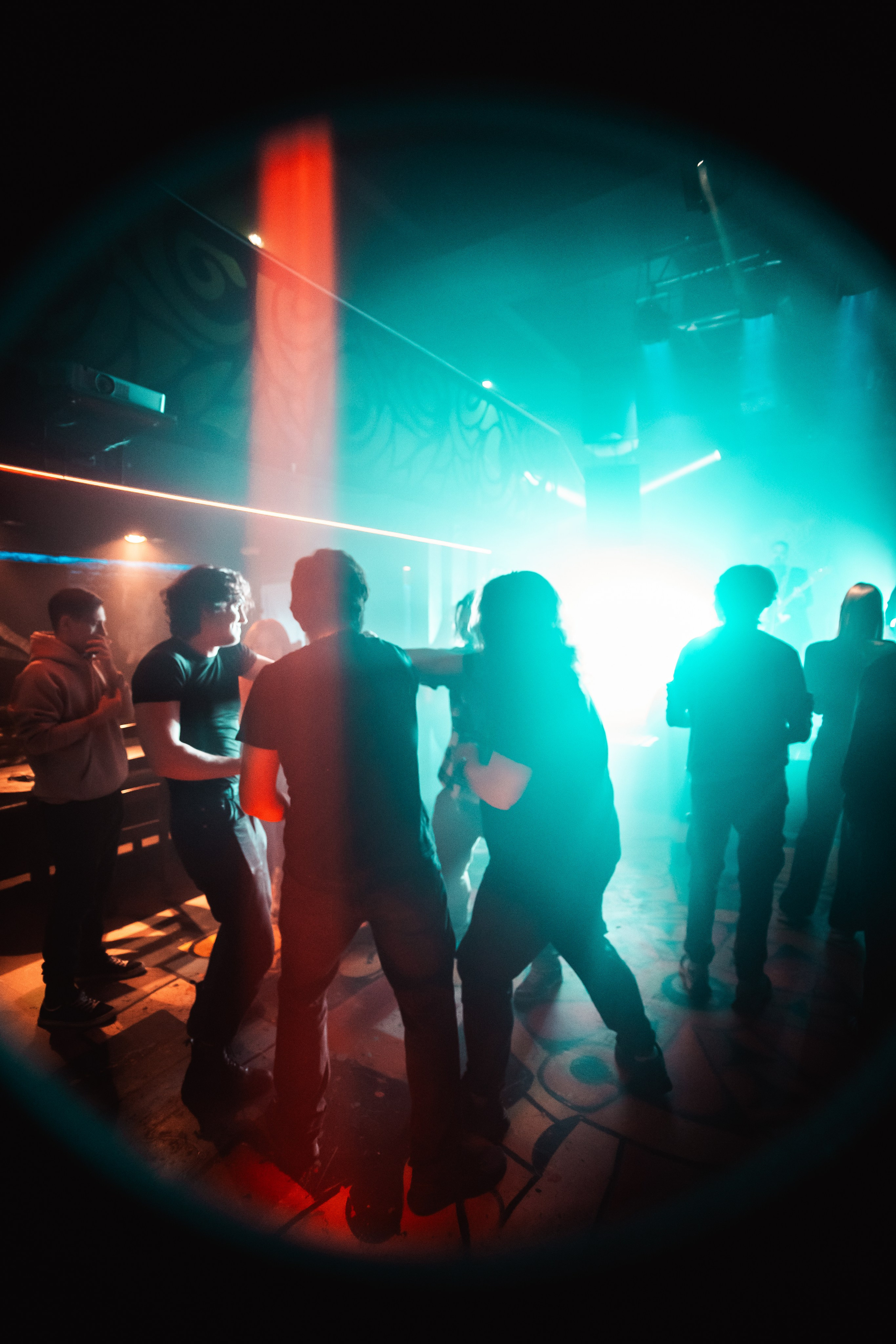 Tihi val. Rock night, 30.05.2025, Эрмитаж. Фотограф Регина Крикунова г. Красноярск