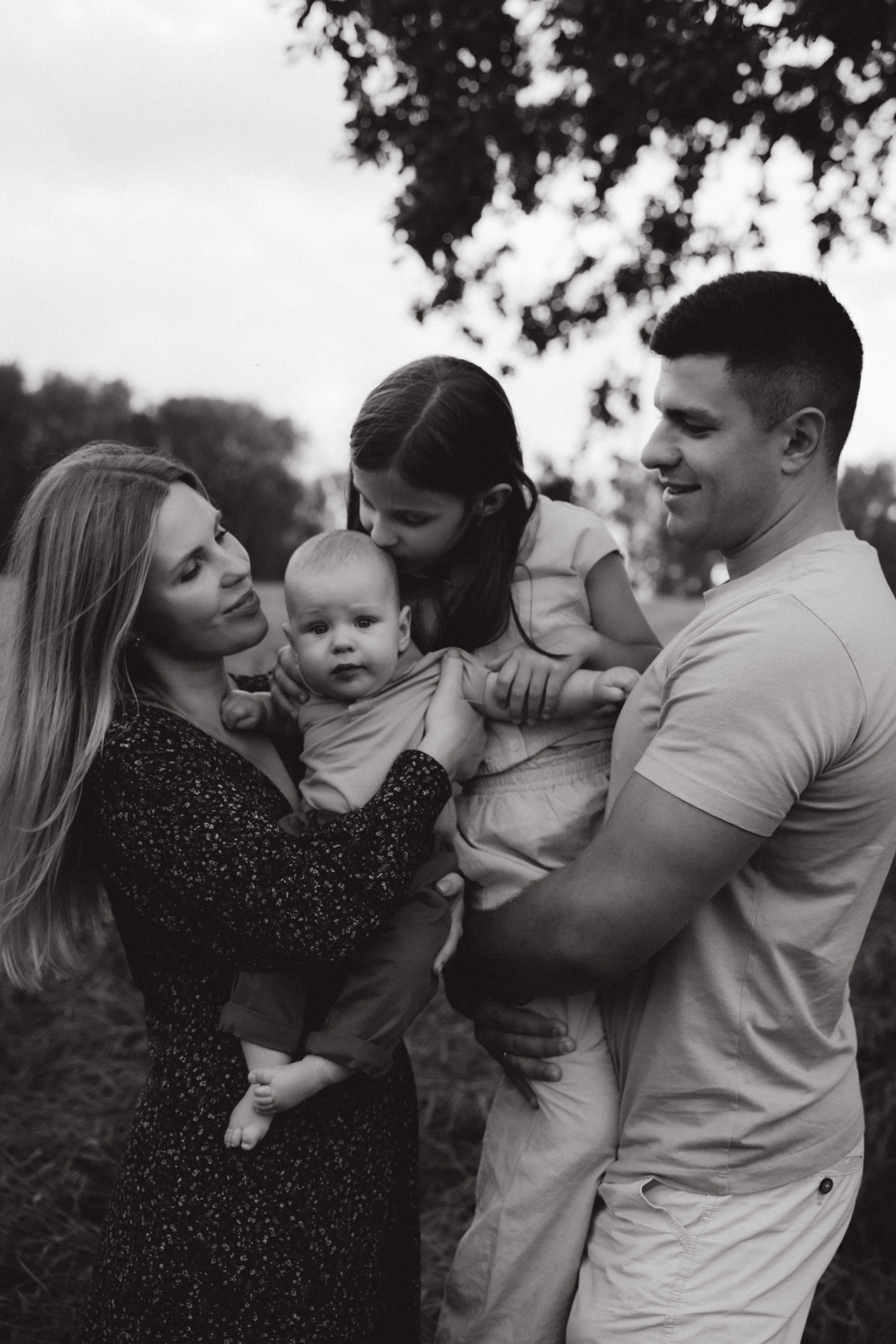 Оля, Женя, Роза и Федя. Фотограф Мария Миллс | Минск