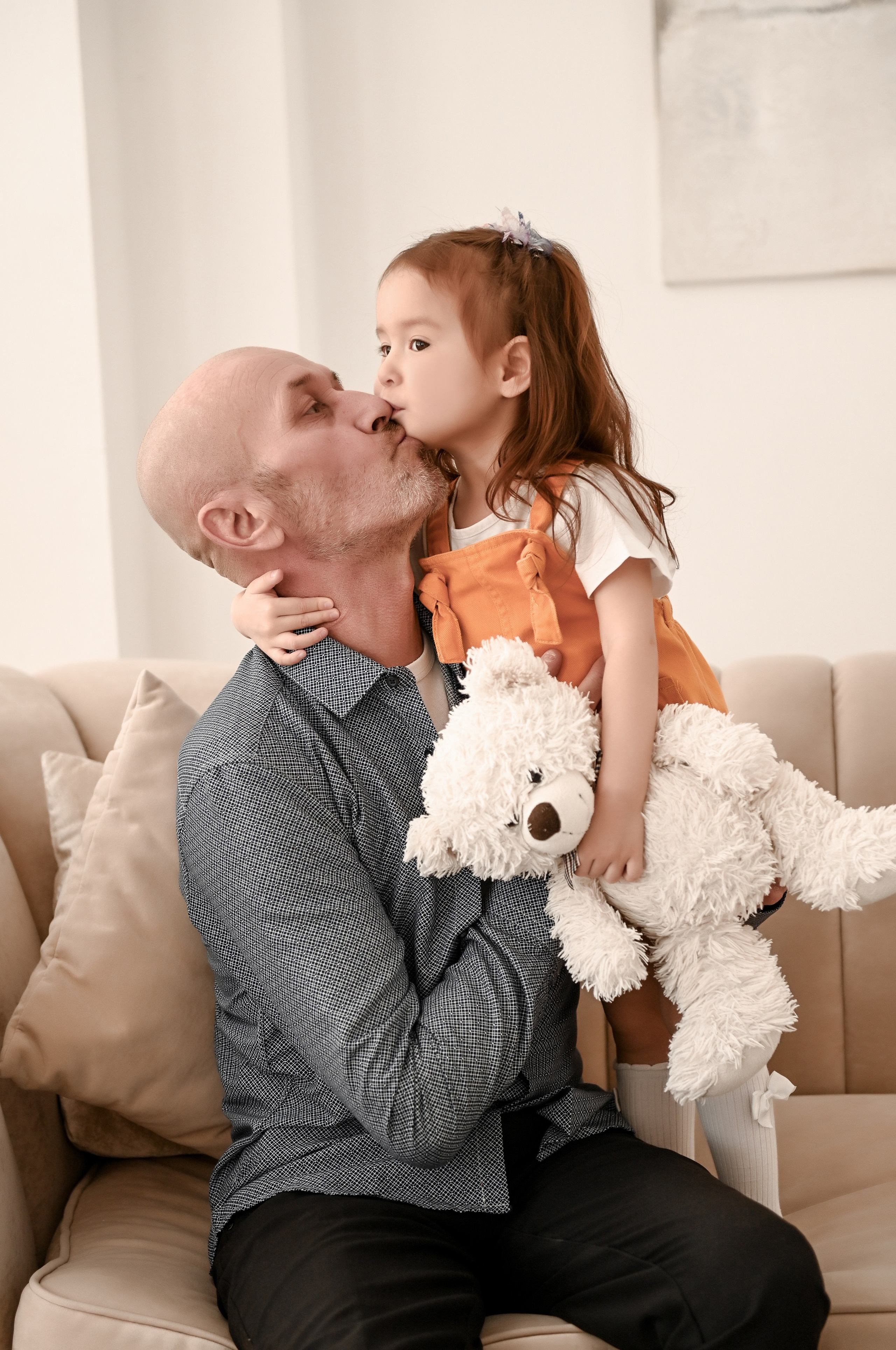 Семейная студийная  фотосессия 2. Свадебный, семейный, детский, контент фотограф в Омске Максим Ильин