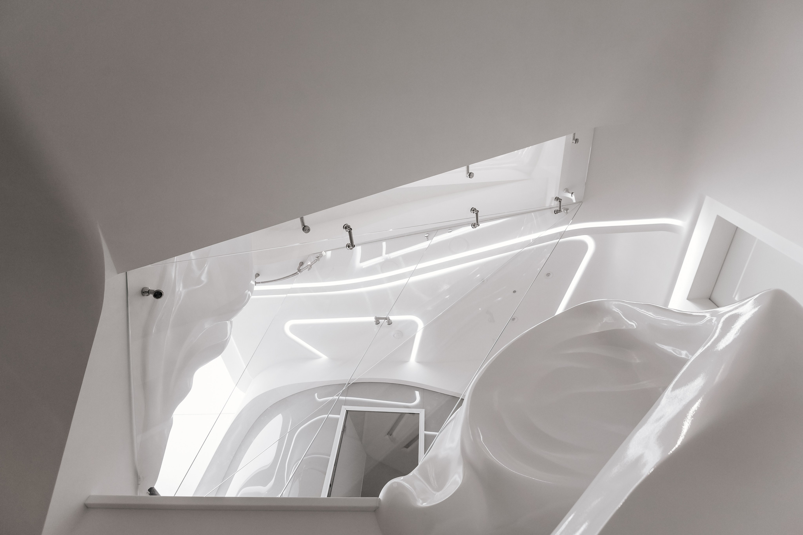 Частный дом остекление Frameless. Профессиональный фотограф Инесса Новикова в Москве