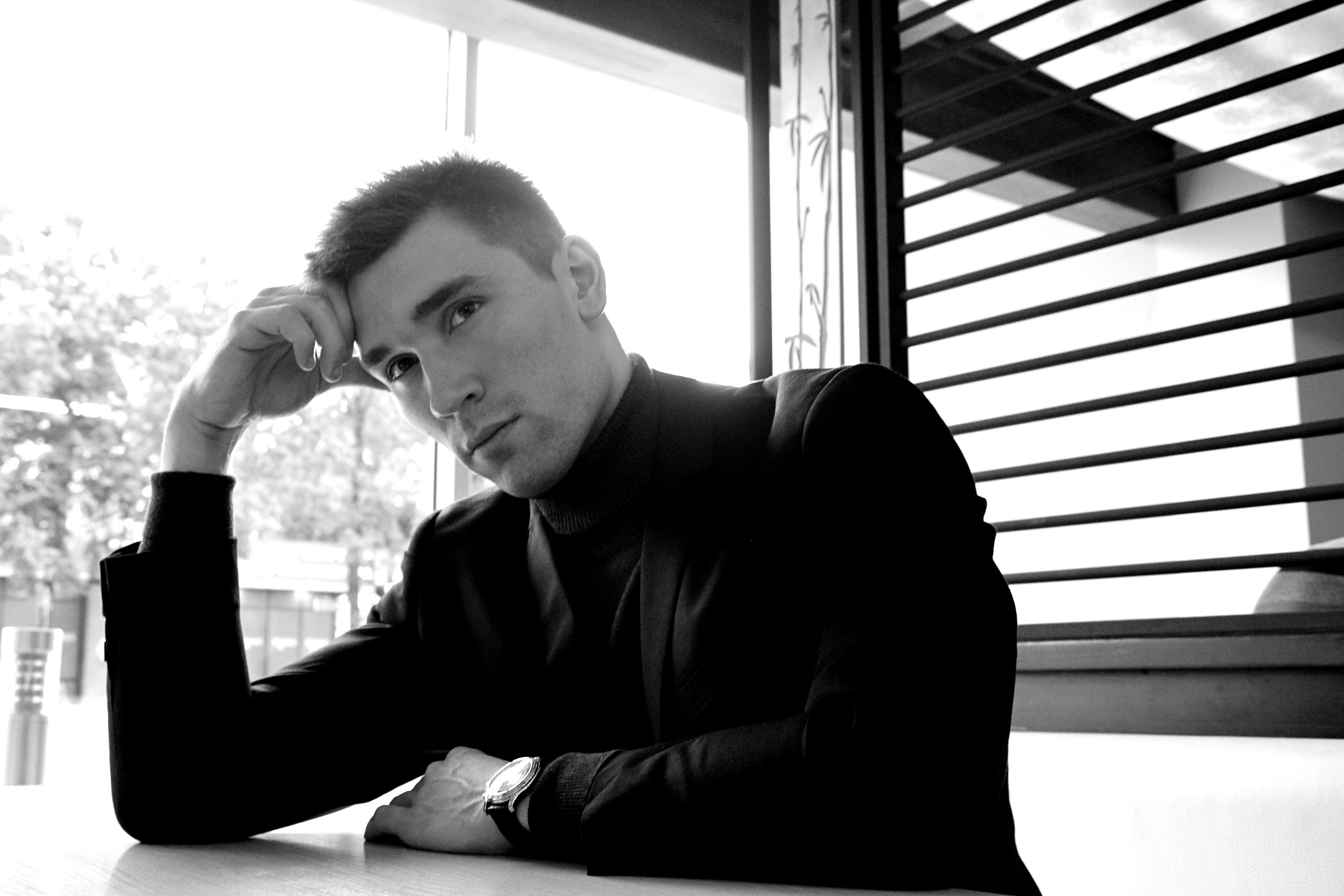 Прогулочная мужская фотосессия. Павел. Свадебный и репортажный фотограф в Уфе| Осетрова Ольга