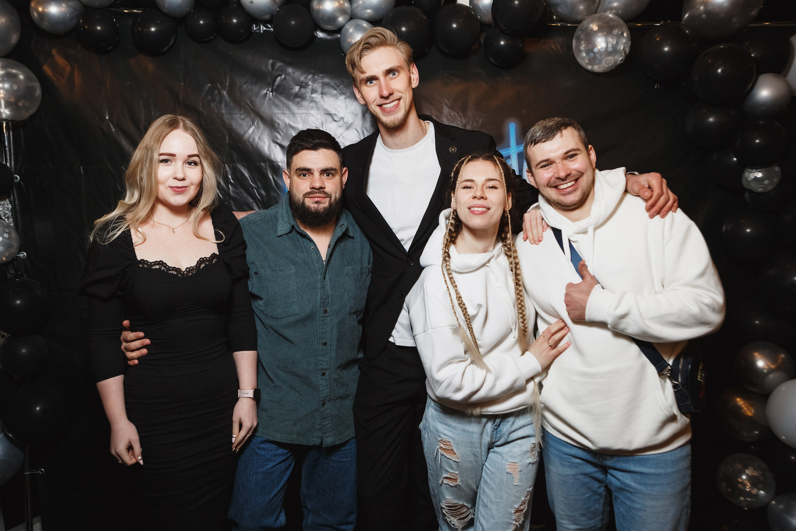 Фотографии Дня Рождения Антона в Коттедже Лакедемоновке, Таганрог. Свадебный и семейный фотограф в Таганроге Бакарюк Антон