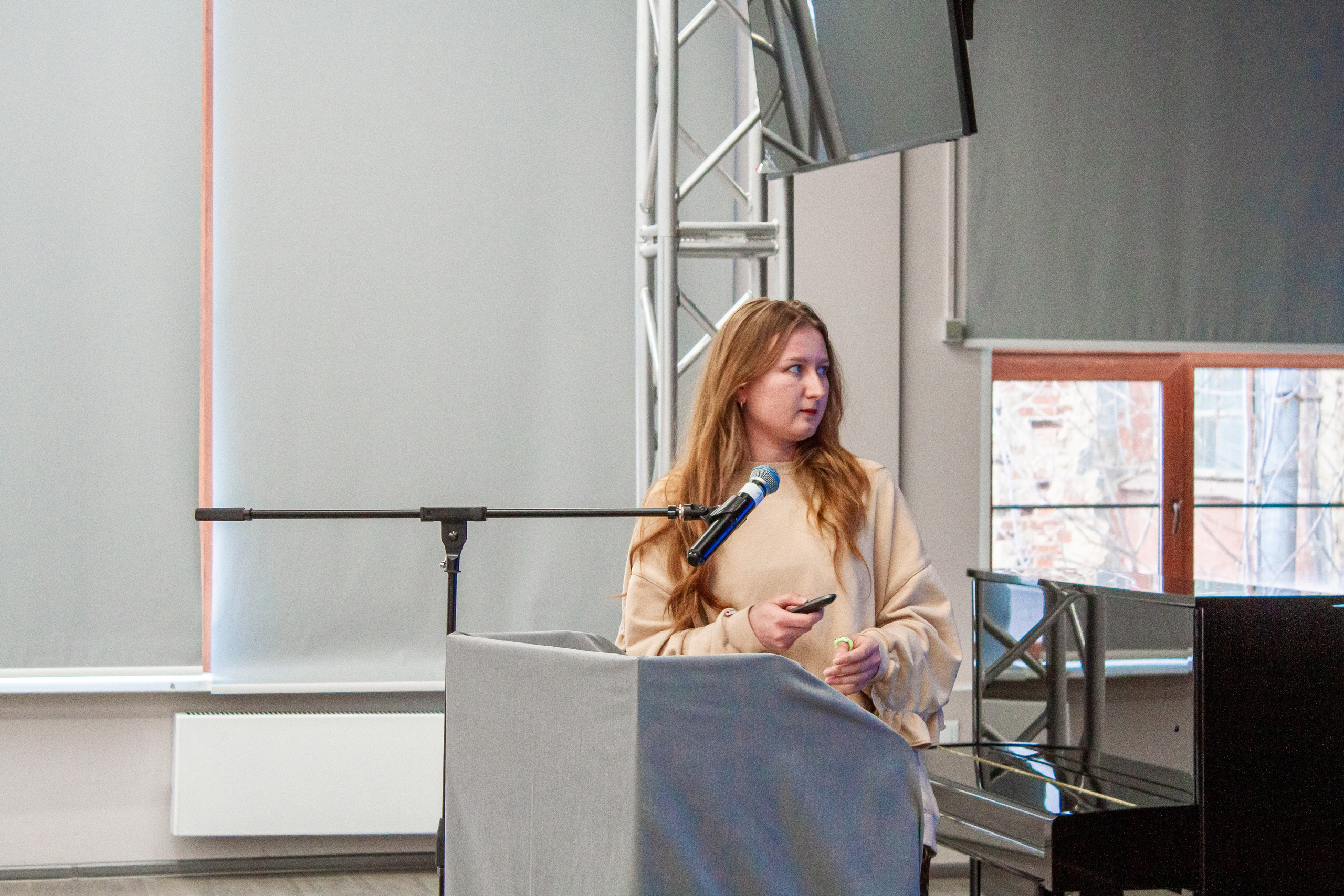 Ярмарка вакансий в Екатеринбургской академии современного искусства 2025