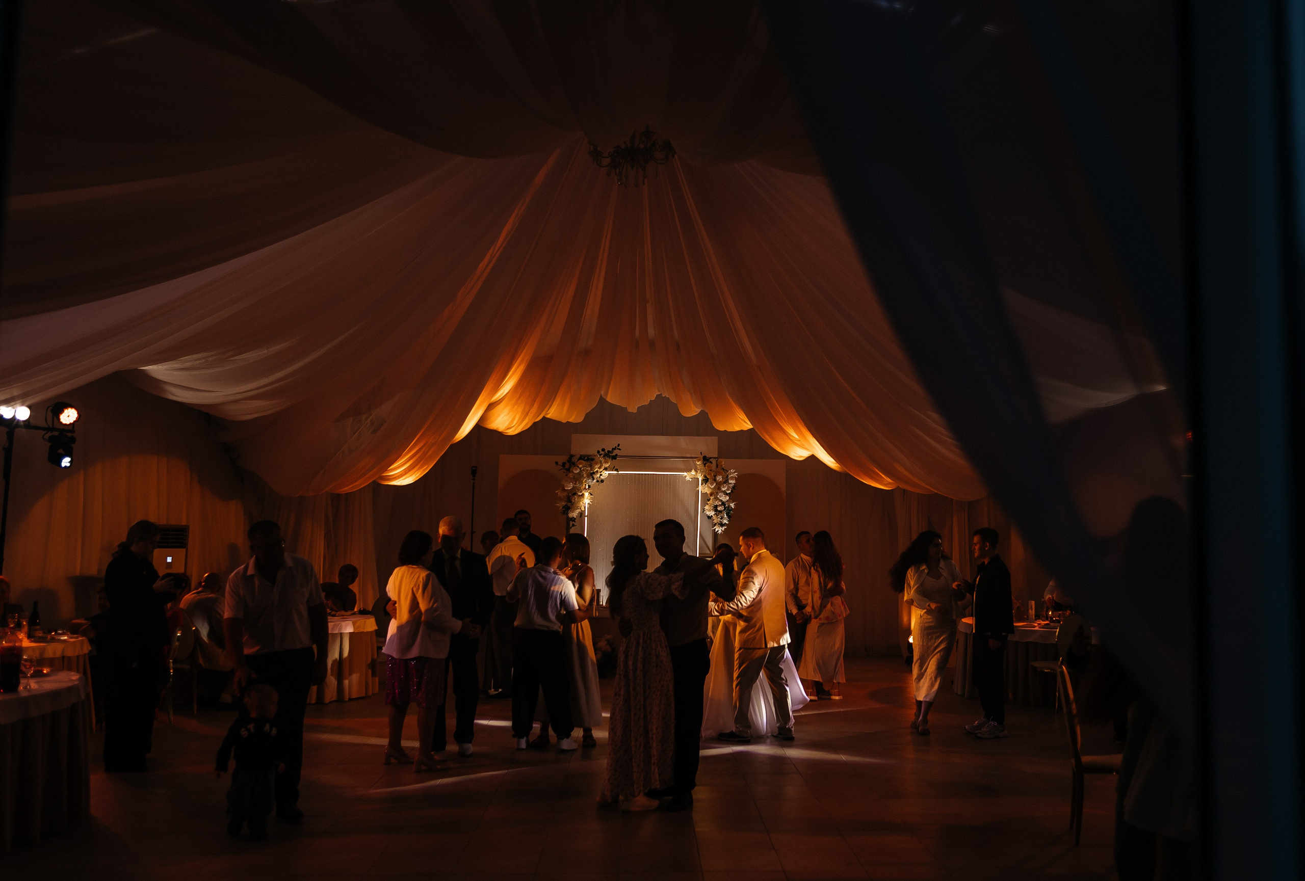 Егор & Валентина | 18.08.2025. Свадебный и семейный фотограф в Омске Евгения Хакимова