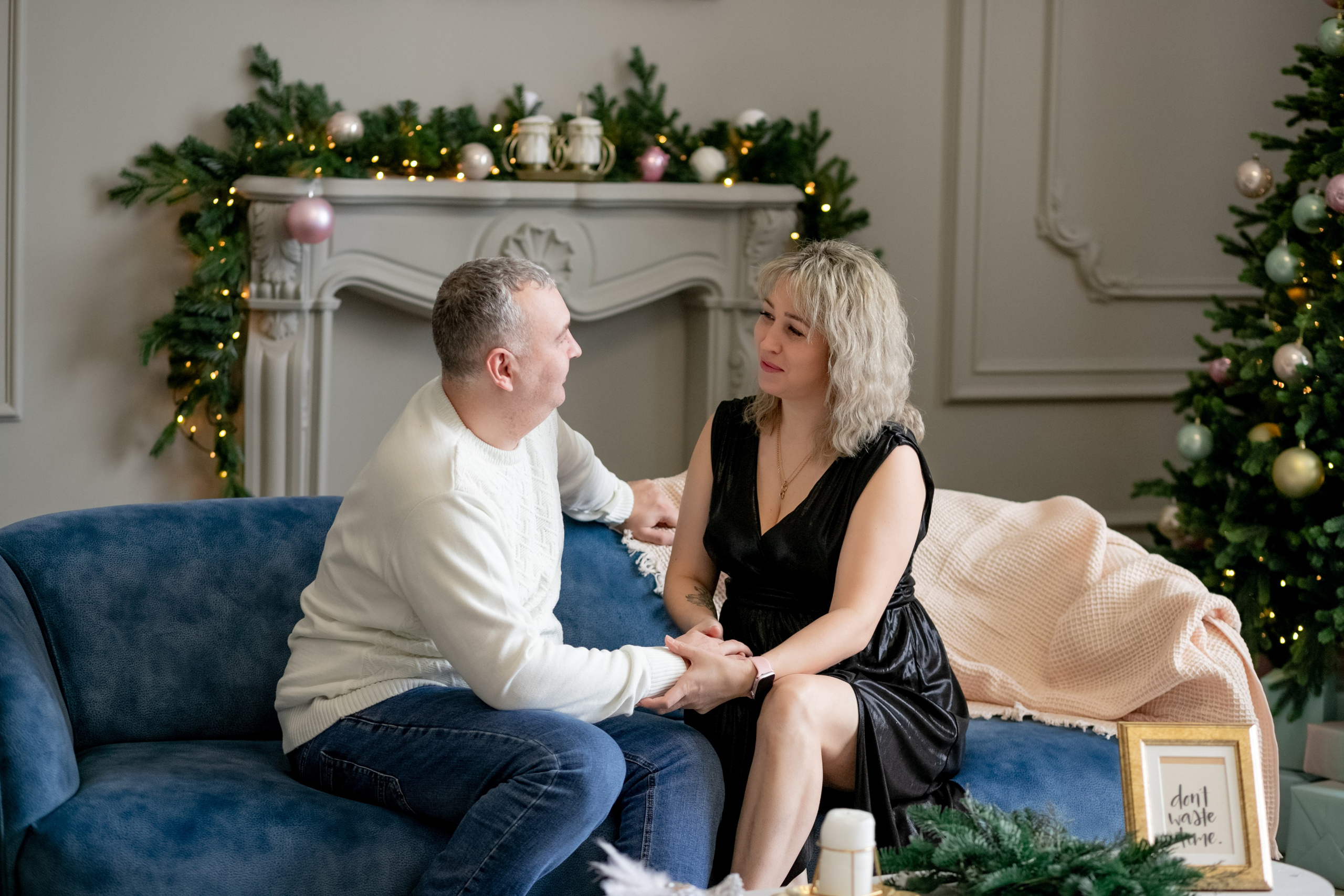 Семья. Студия. Семейная фотосессия. Фотограф Кравченко Юлия. Энгельс