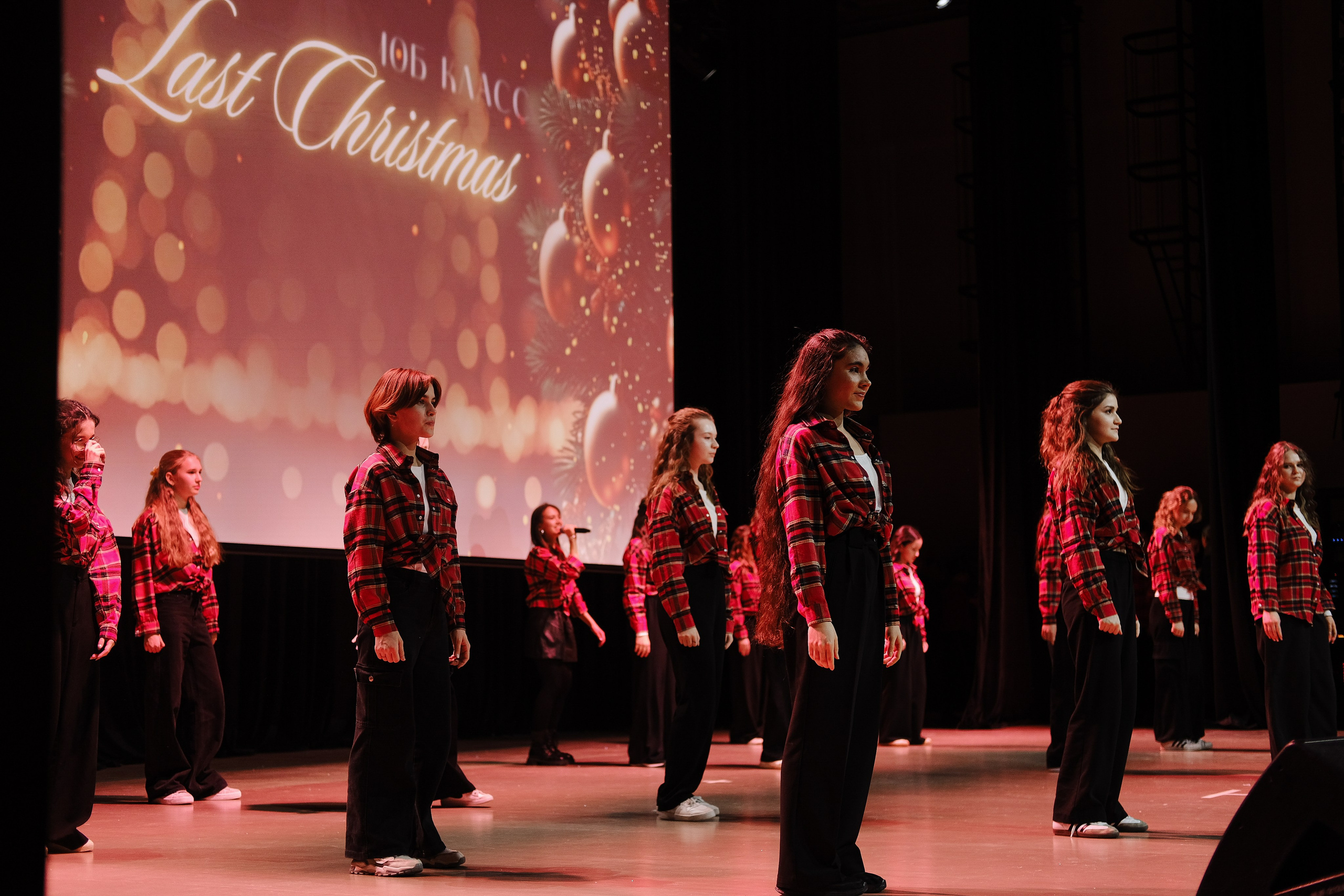 Рождественский концерт. Обо мне