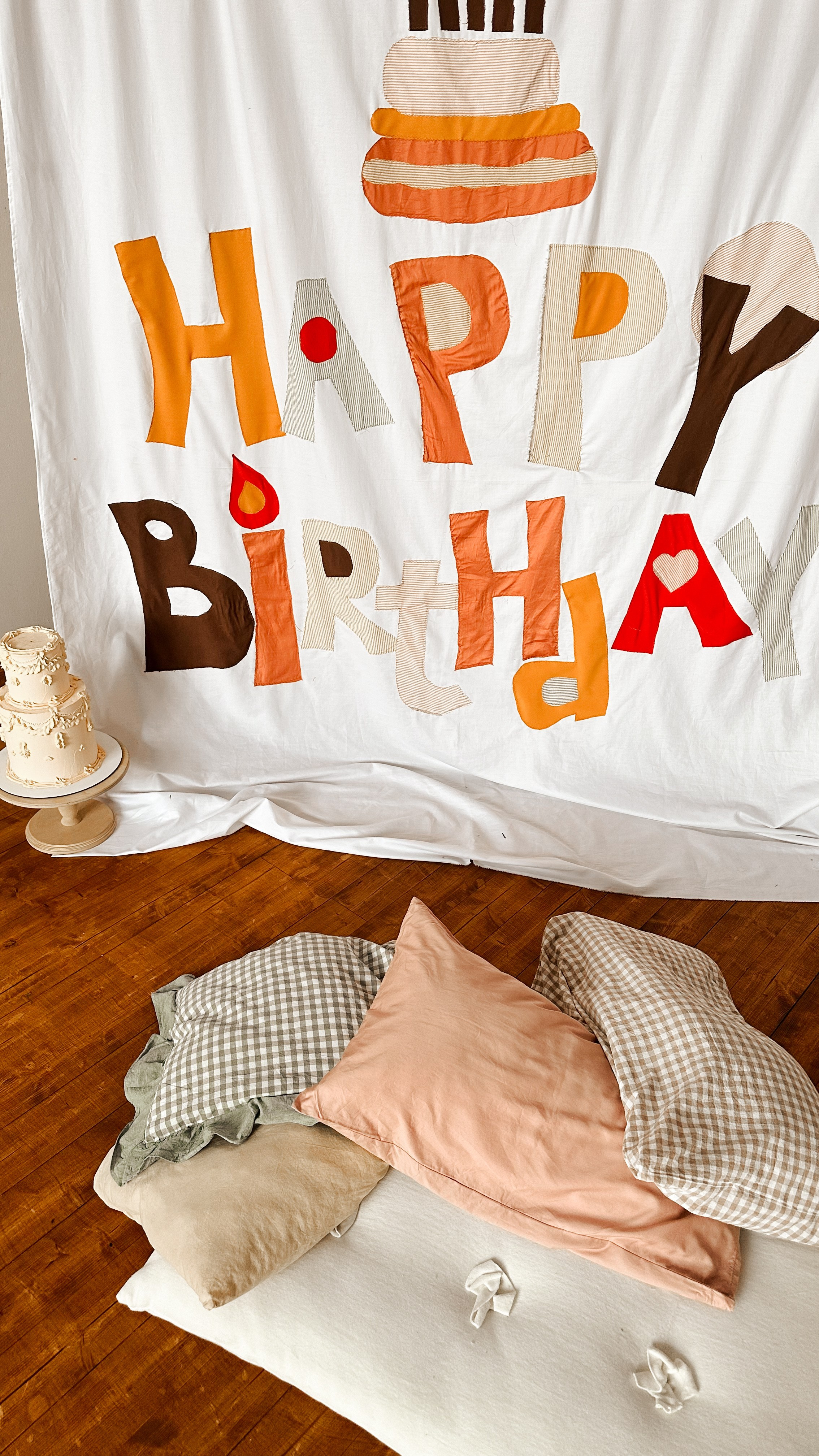 Интерьер фотостудии «Лофт Потолок», город Краснодар, ул. Зиповская 5 литер Х. Семейный и детский фотограф в Краснодаре Анна Трашкова