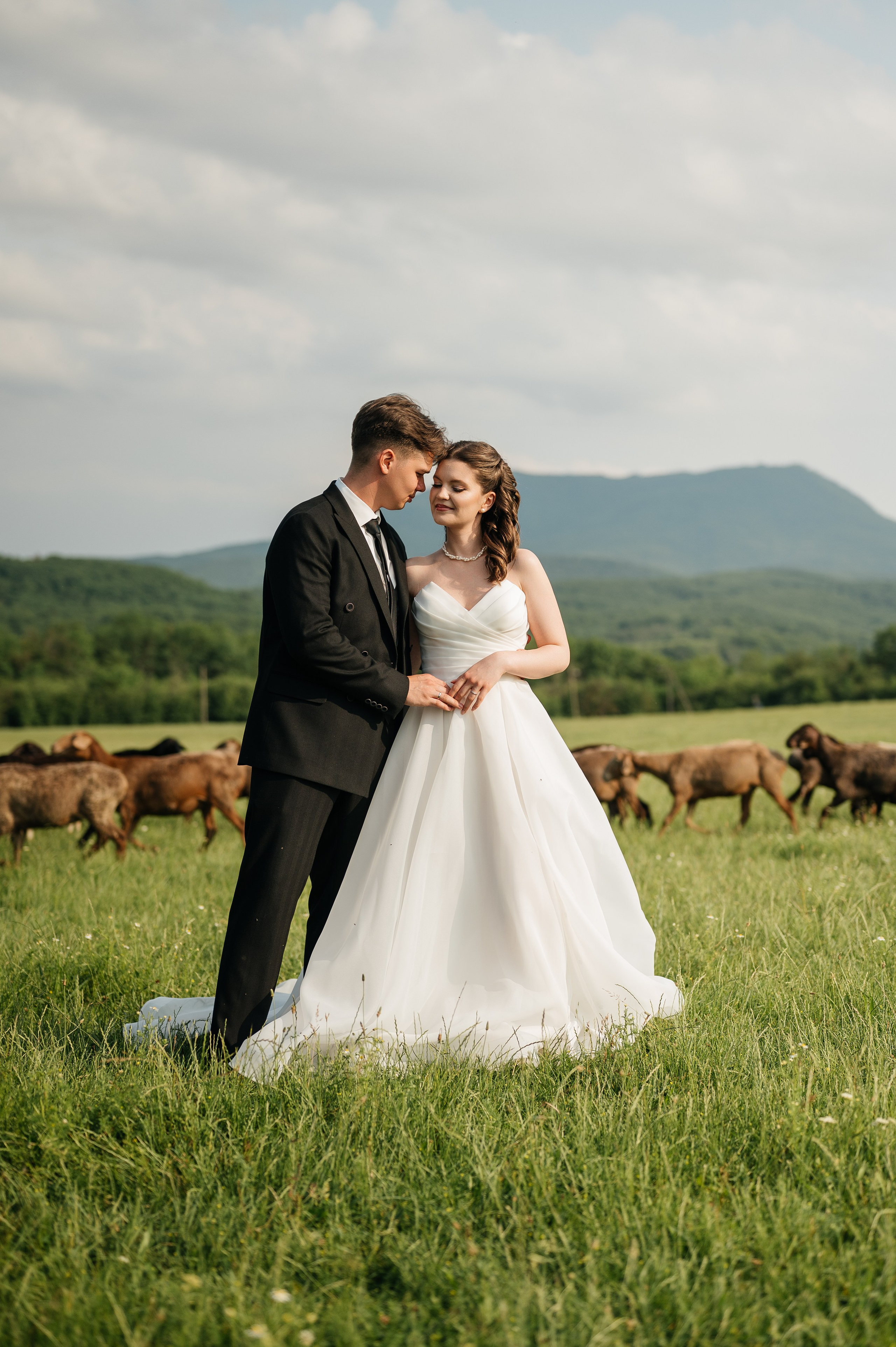 Свадебная съёмка в горах. Свадебный и семейный фотограф в Краснодаре Алина Мельник