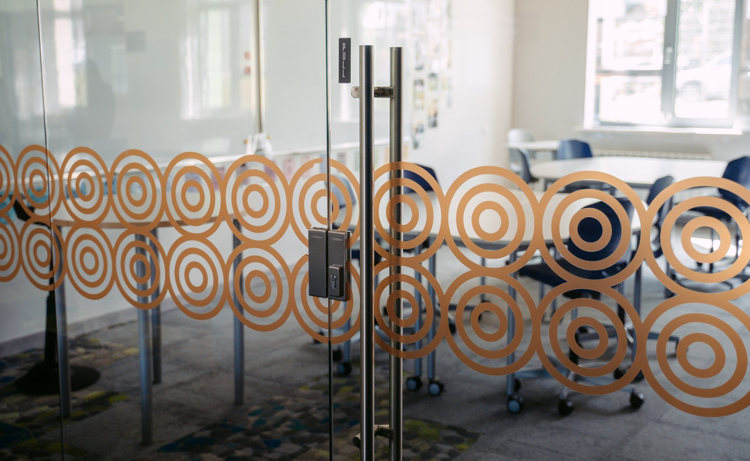 Международная школа Казани. Саша Копылов, фотограф в Казани