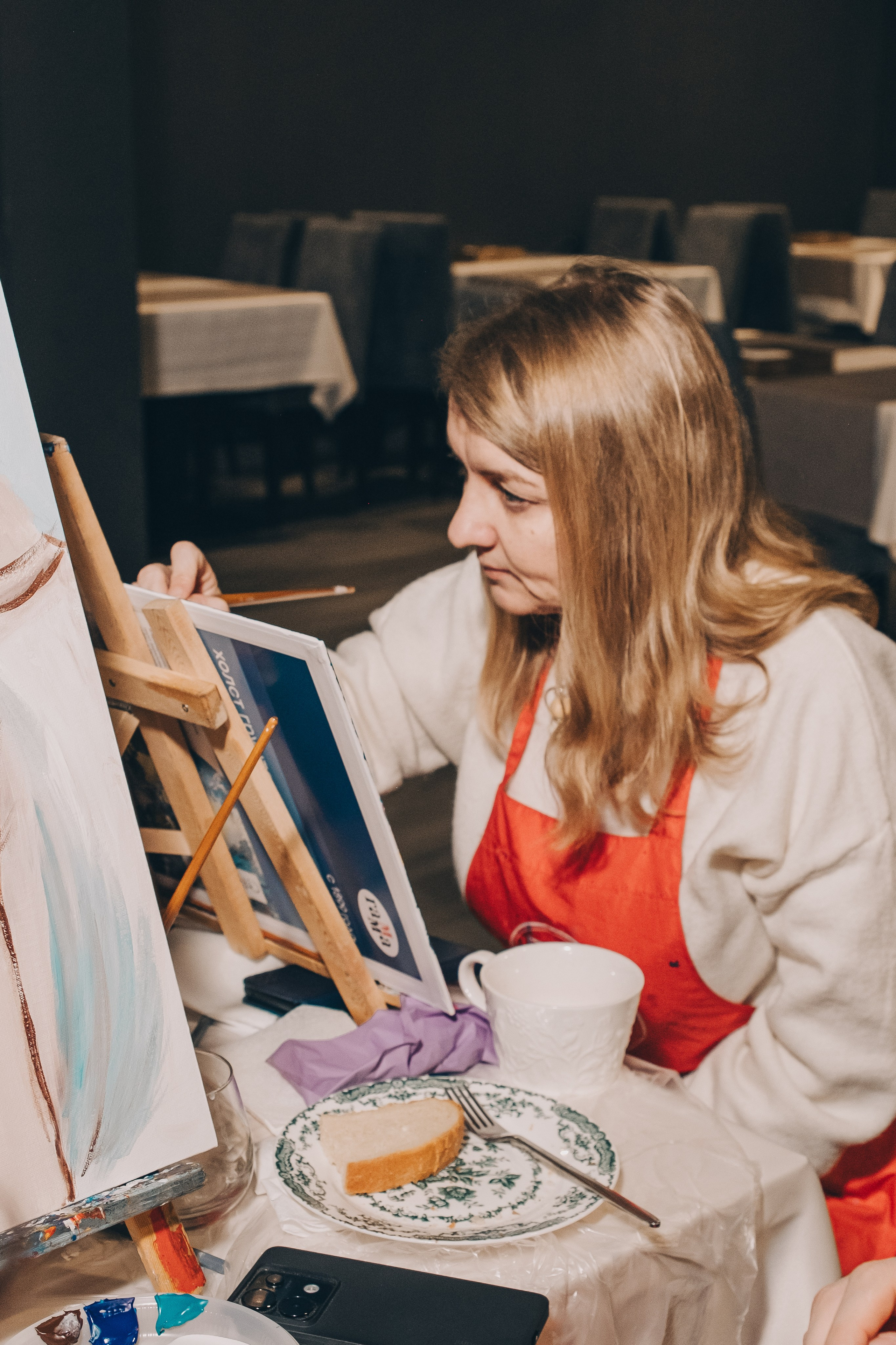 Без бокала — нет шагала. Фотограф в Иркутске Анна Мирошникова