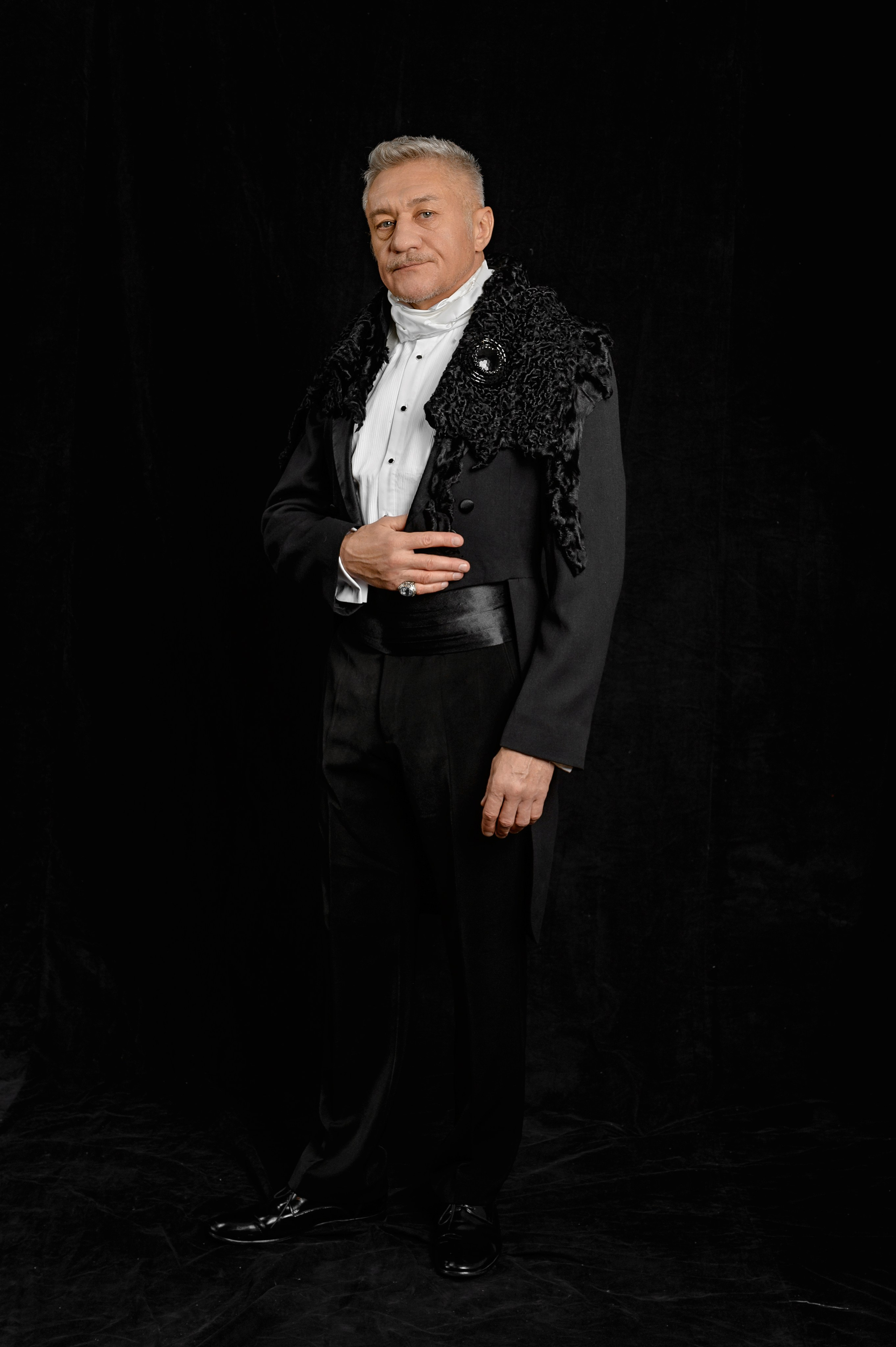 АФИША СПЕКТАКЛЯ «БЕДНОСТЬ НЕ ПОРОК». РЕПОРТАЖНЫЙ И БИЗНЕС ФОТОГРАФ В МОСКВЕ, ЕГОР НИКОЛАЕВ