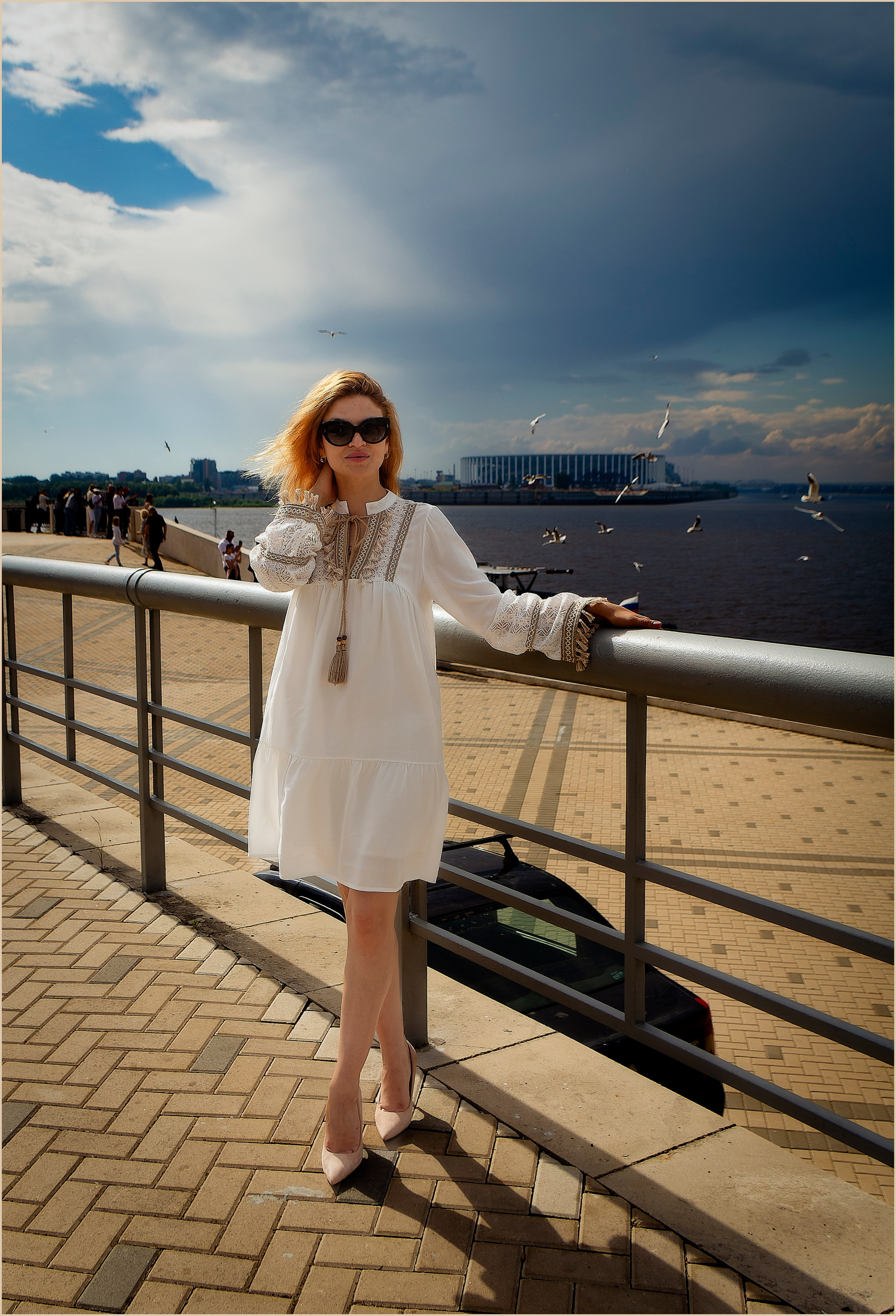 Виктор Оля.На набережной. Лев Постнов.Фотограф. Нижний Новгород