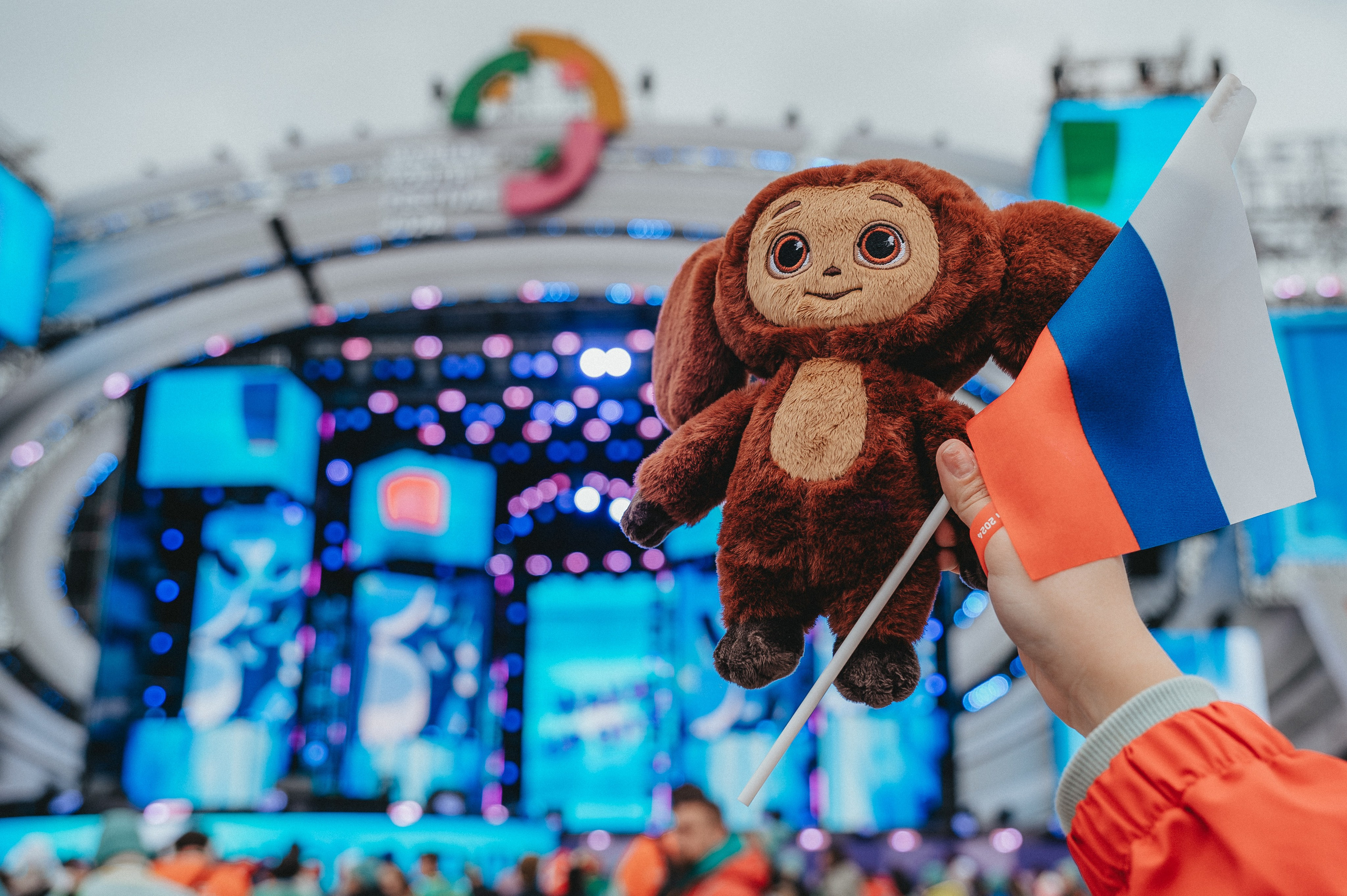 Событийная съемка мероприятий - сцена фестиваля в Сочи