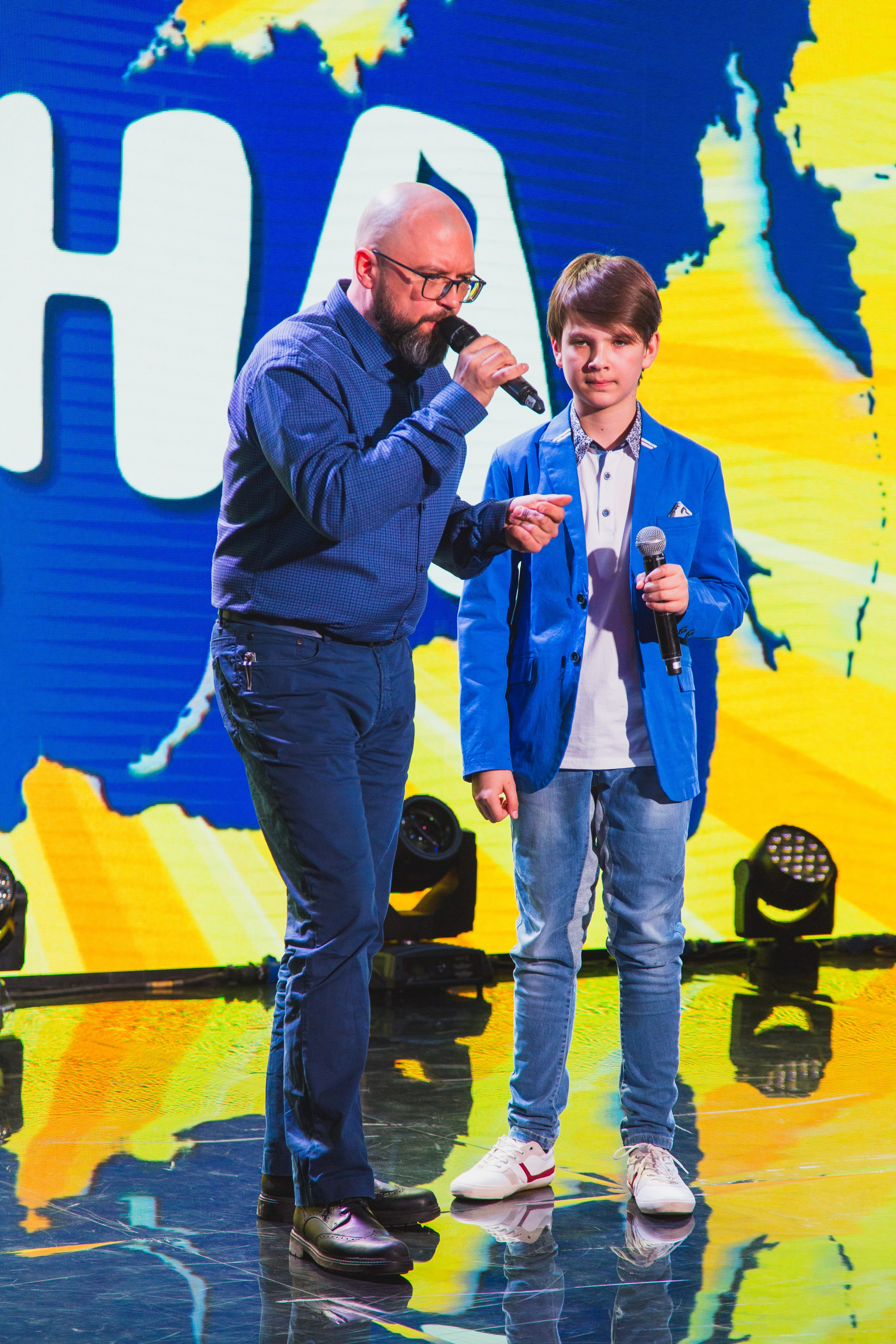 О2ТВ группа СТРАНА. Видеооператор/Фотограф Николай Завьялов