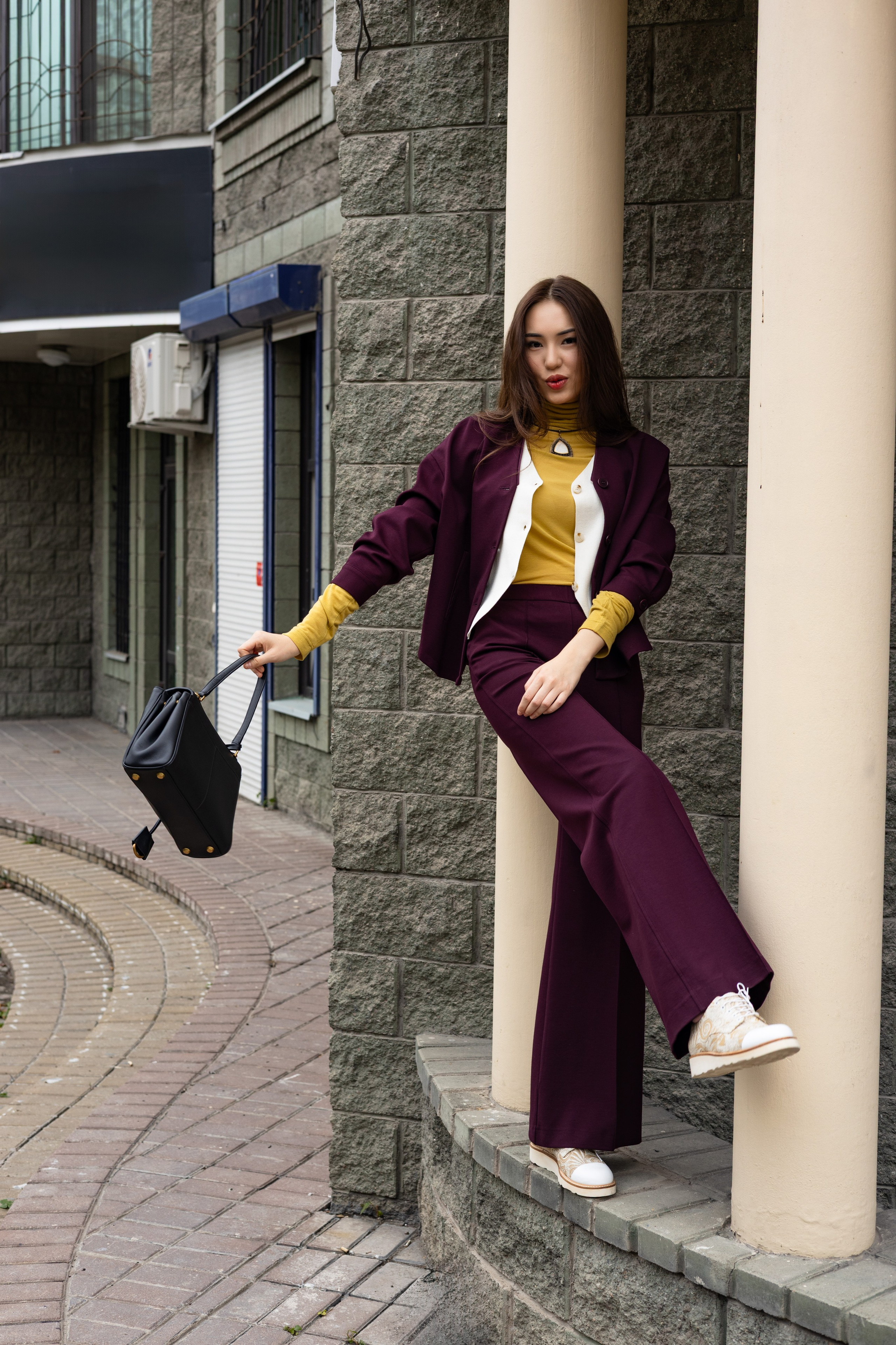 Портретная фотосессия в Алматы — индивидуальный портрет в студии. Фотограф Алматы