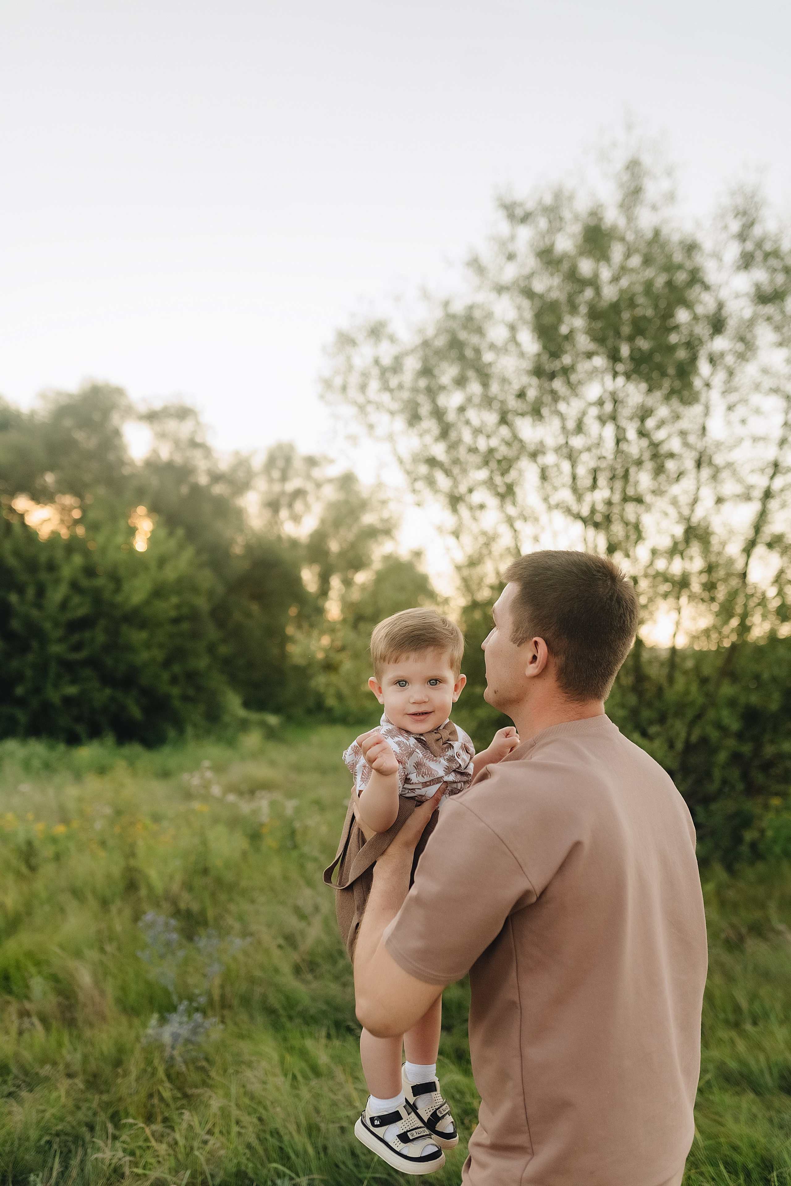 Светлана, Сергей и Женя | Семейная съемка на закате. Фотограф Карина Шмулёва. Воронеж и область