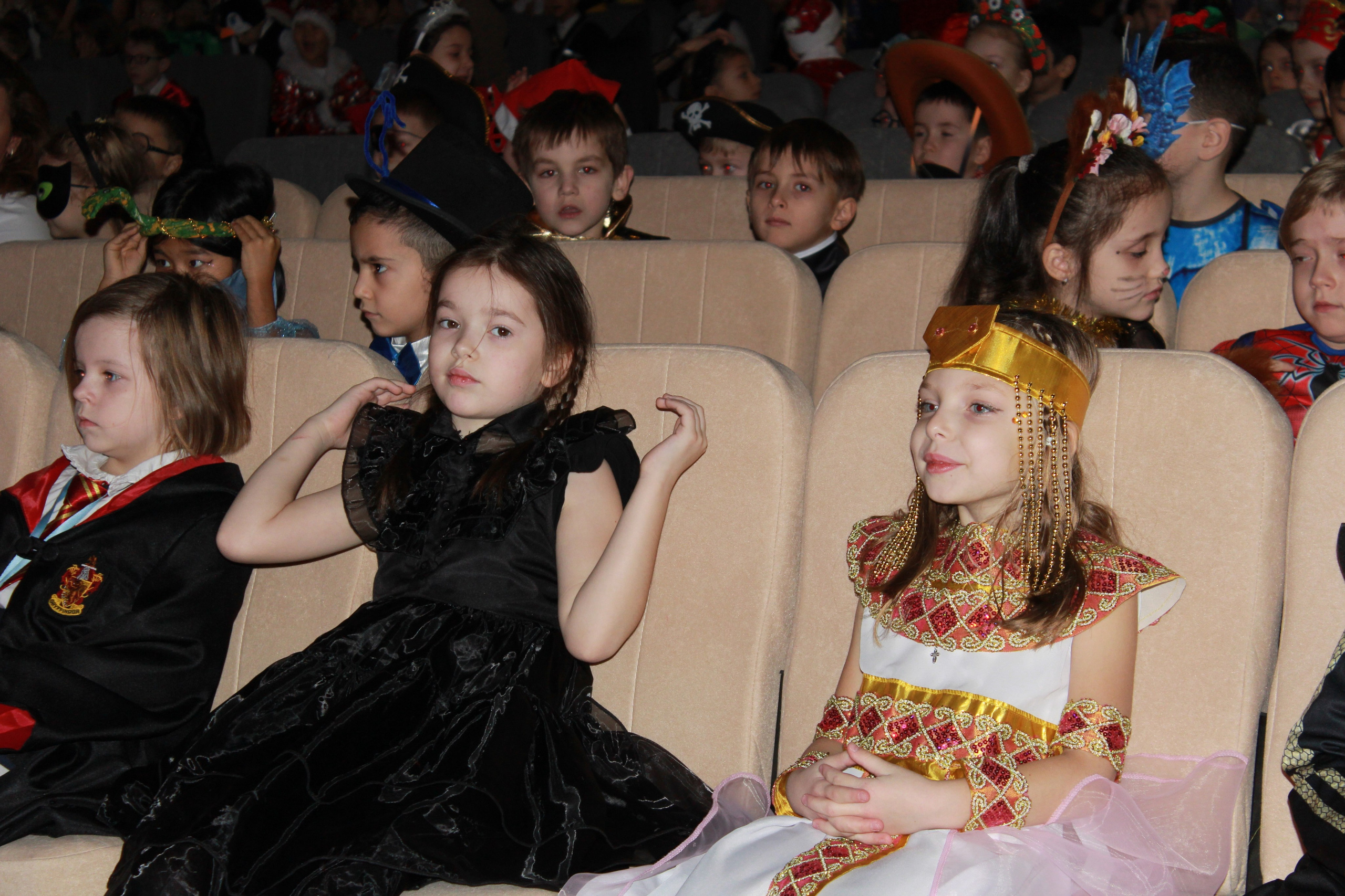 Праздники, мероприятия (Новогодний карнавал 2024-2025). Портфолио