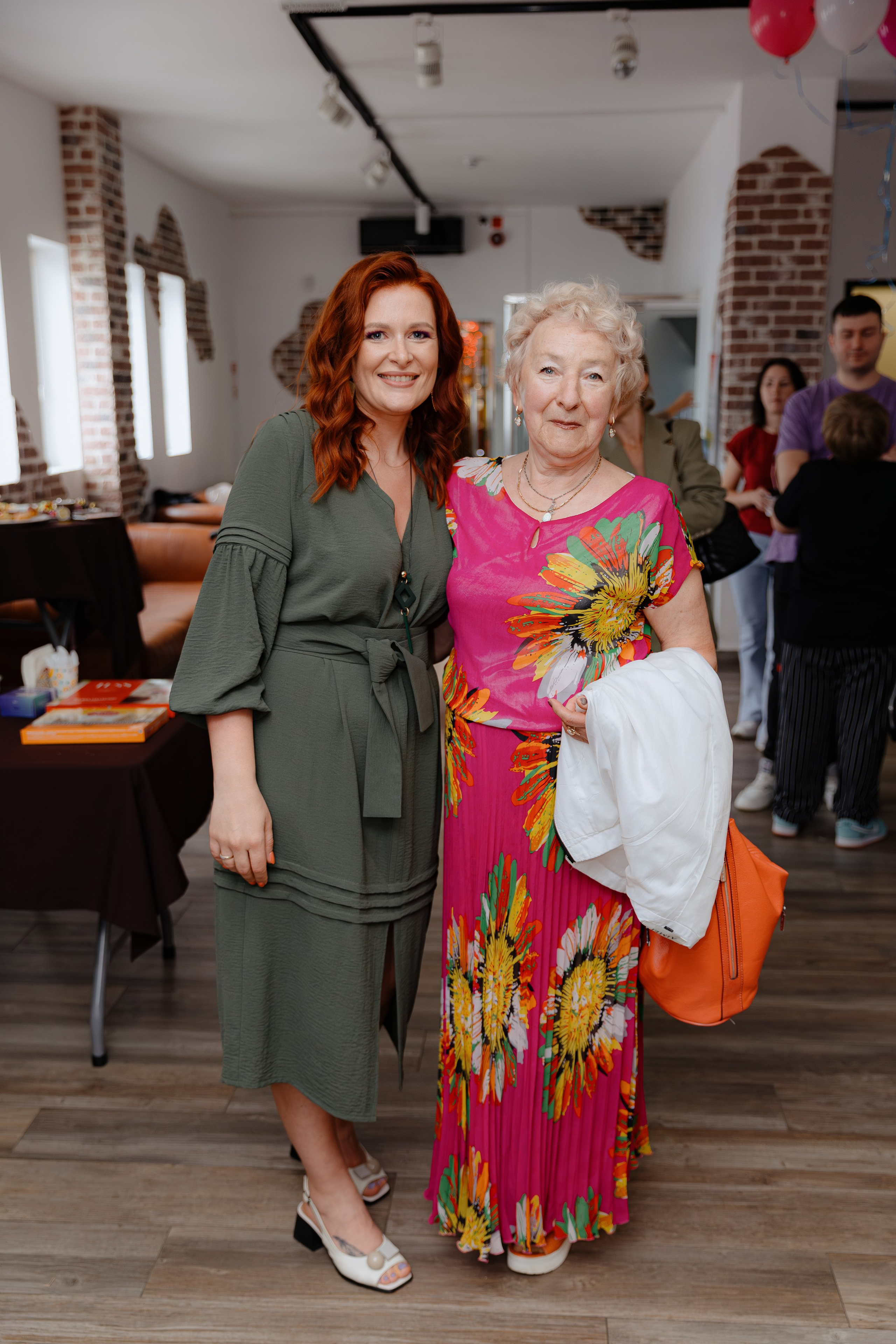 Презентация книги. Свадебный и репортажный фотограф Киров | Вадим Карпук