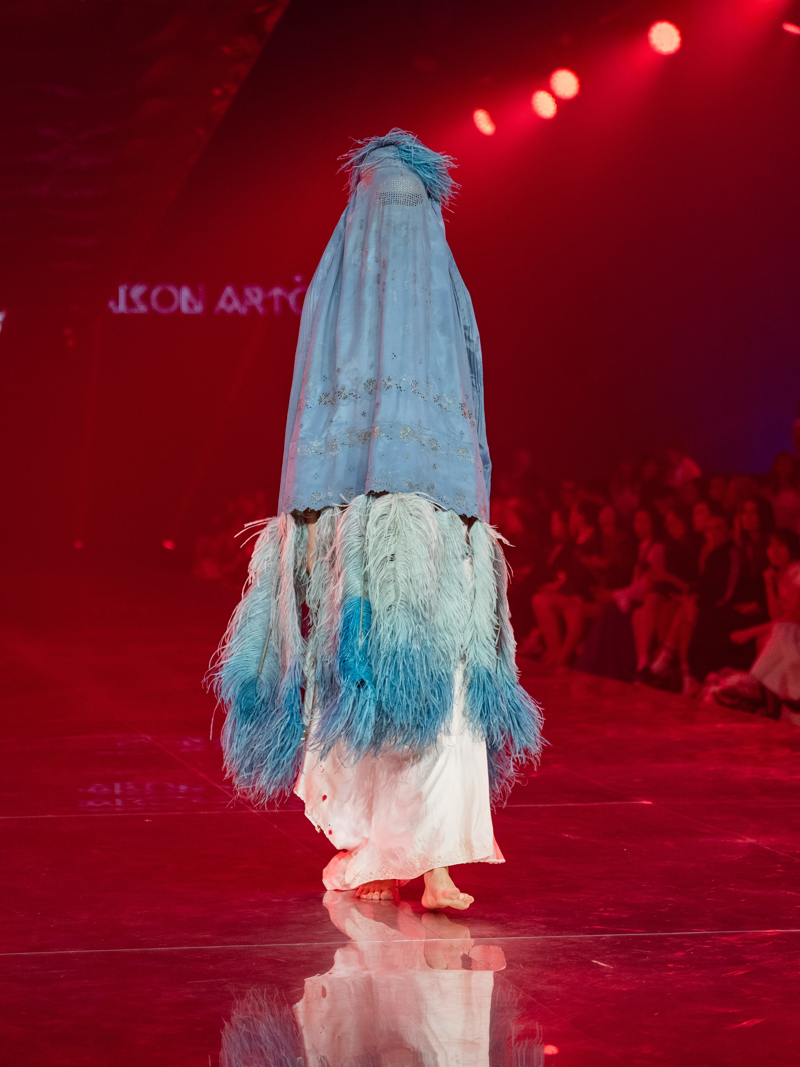 Visa Fashion week Maison Artc. Сайт Алматинского НЮ АРТ, будуар и фэшн фотографа Дениса Карпенко