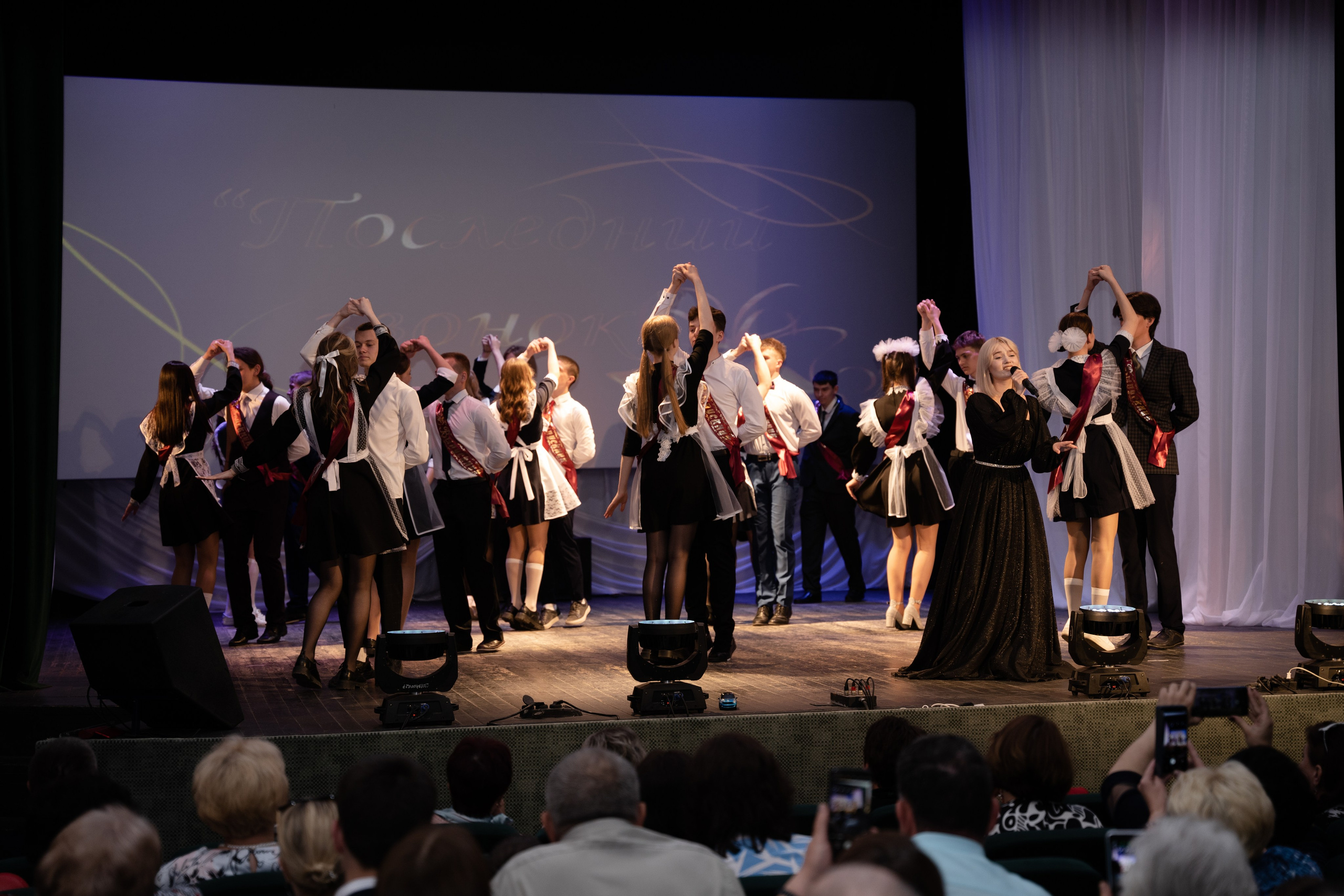 Виньетки, школьники, выпускной. Главная