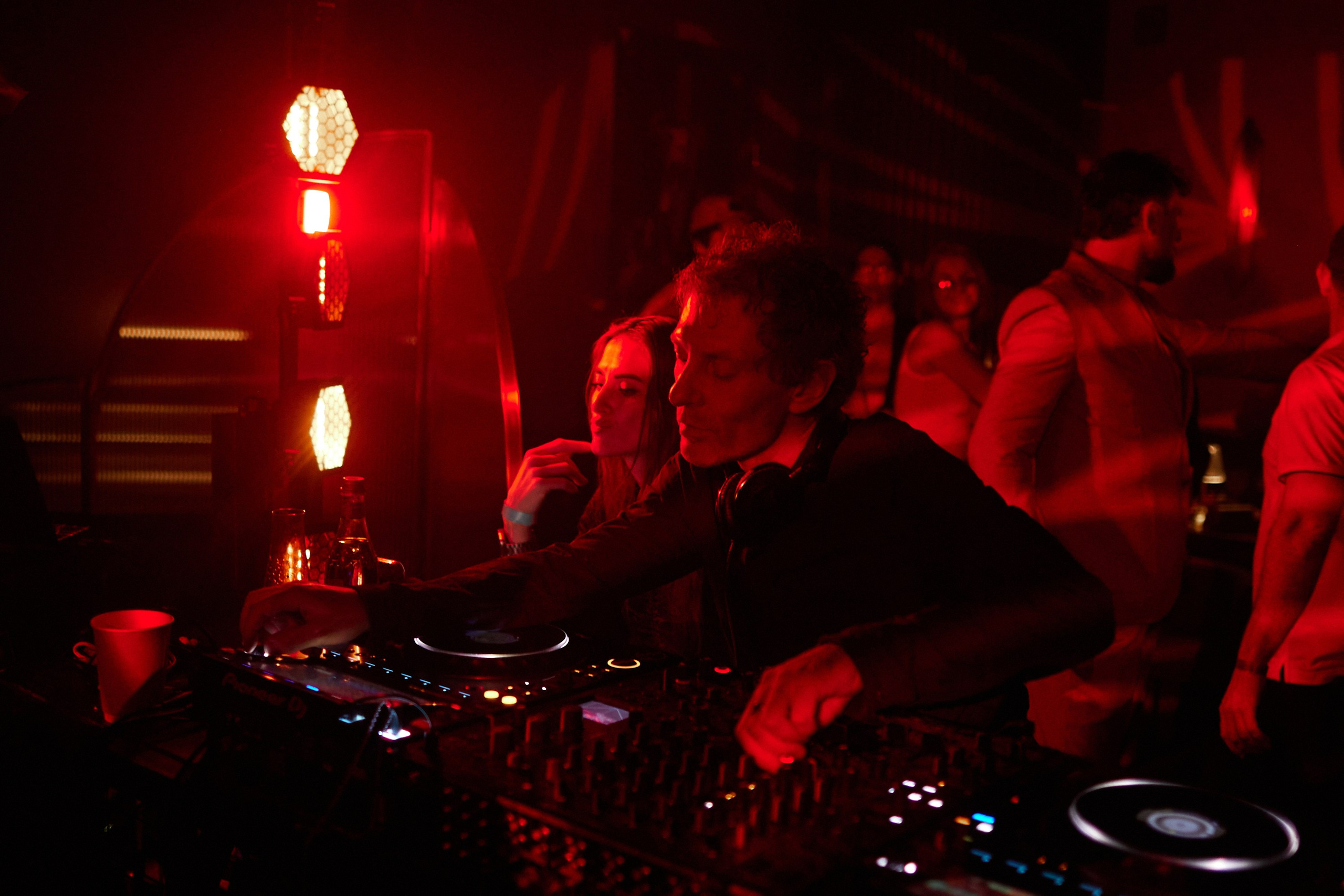 Dj Nils в Сочи. RetroChic Фото