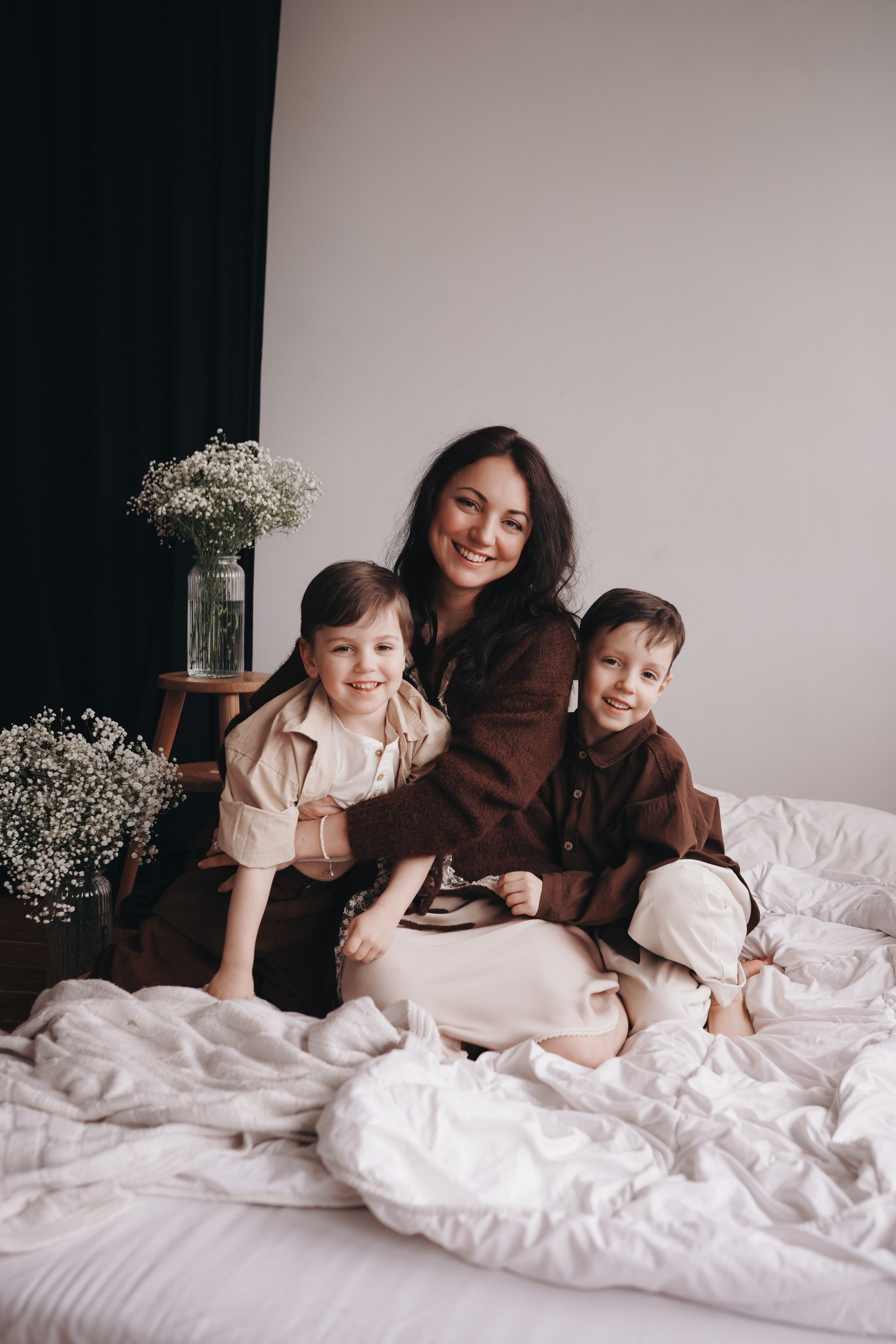 Фотодень Мамы 2026. Фотограф Новорожденных в Москве. Семейные истории в стиле LIFE