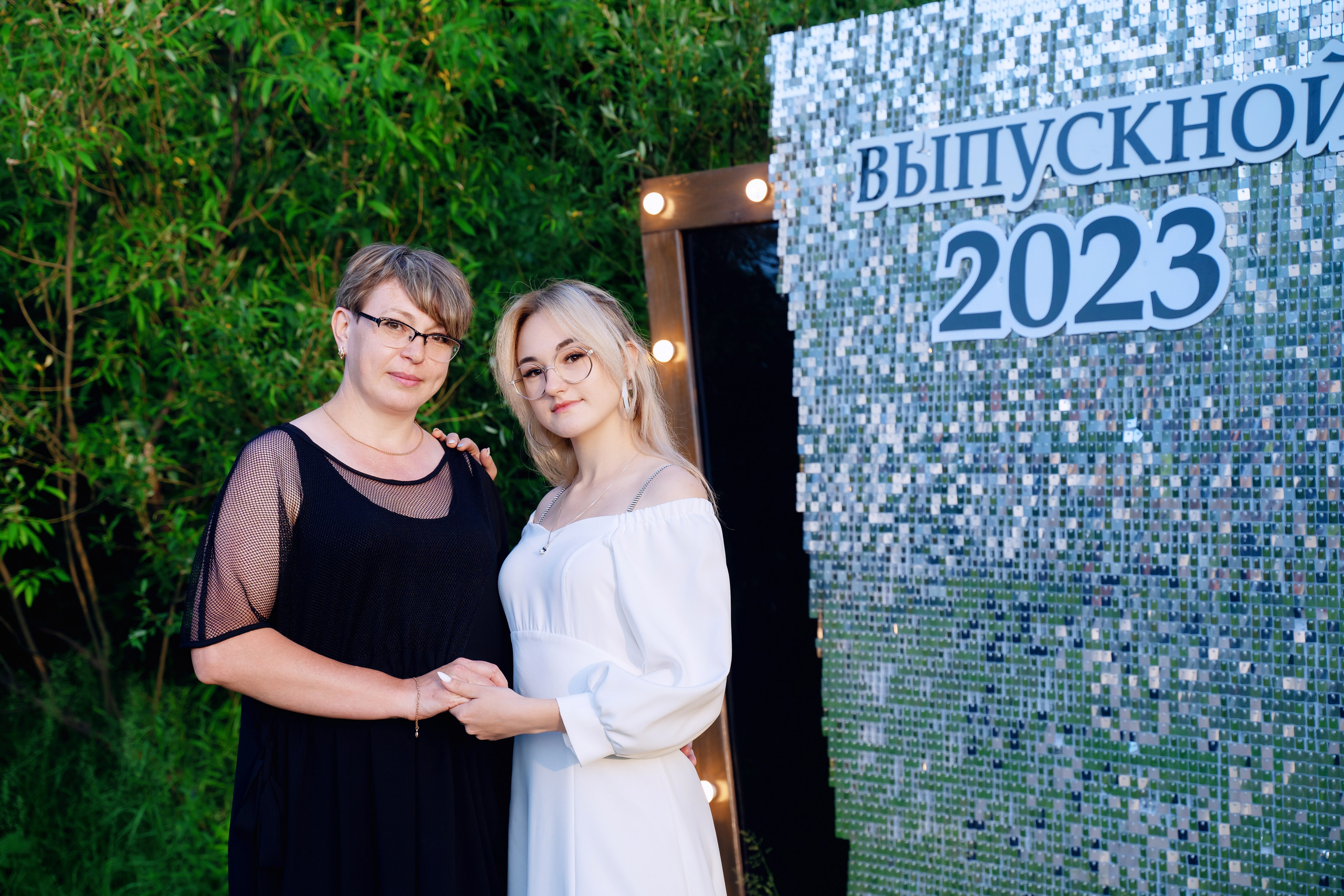 Выпускной 11 класс. Фотограф Ким Наталья в Красноярске