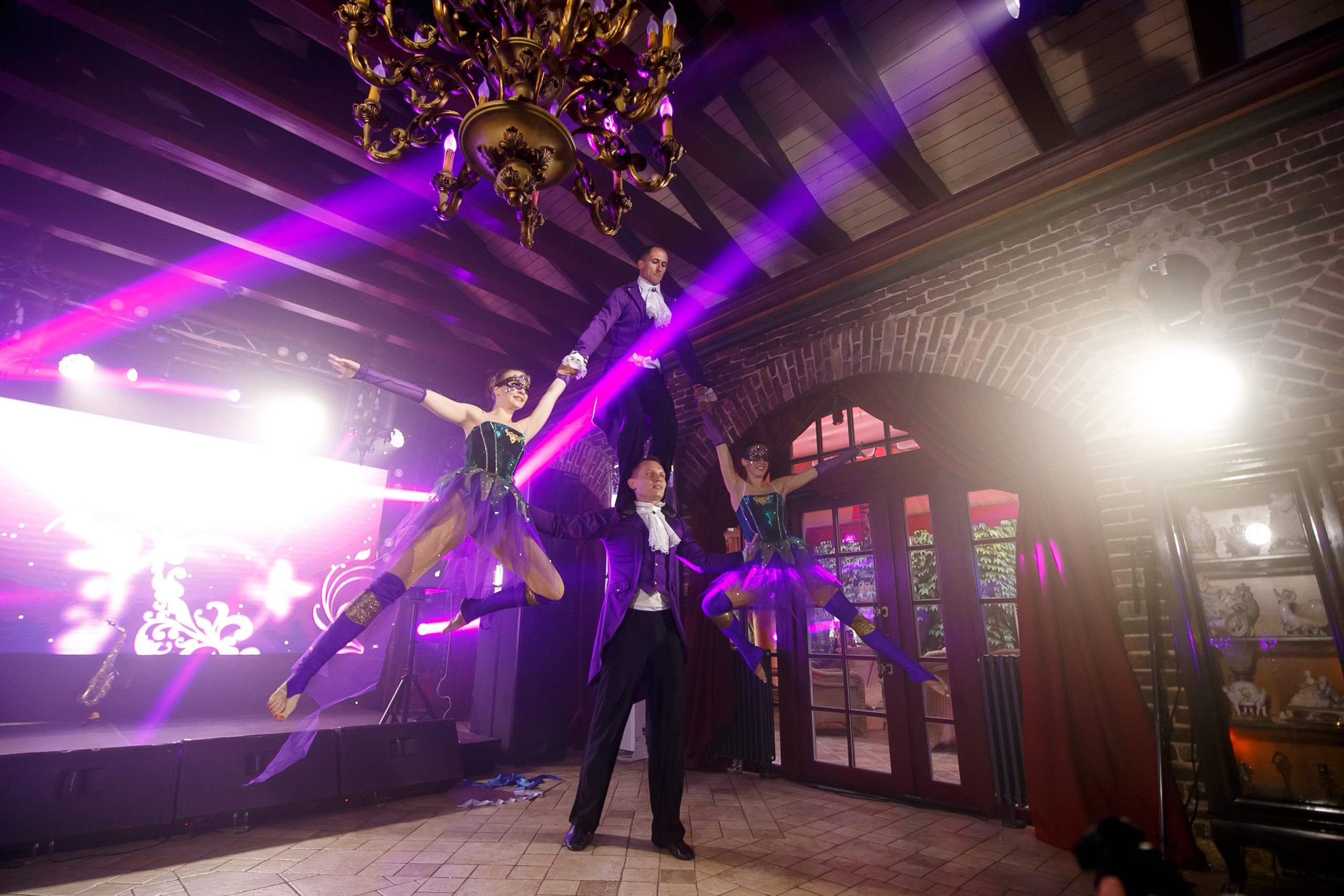 «Юбилей 50». Свадебное фото и видео в Ростове-на-Дону, Краснодаре, Москве и Крыму