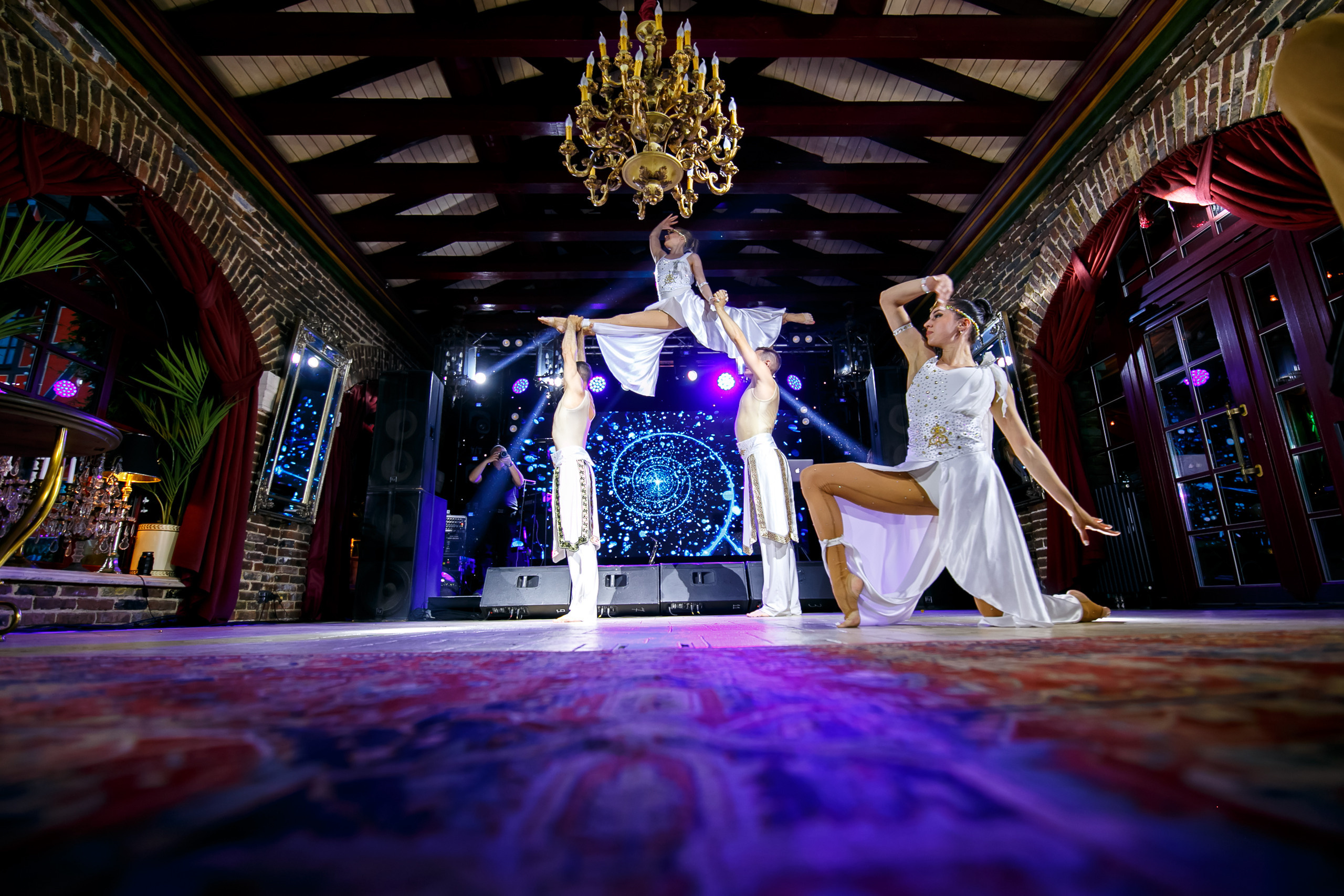 «Юбилей 50». Свадебное фото и видео в Ростове-на-Дону, Краснодаре, Москве и Крыму