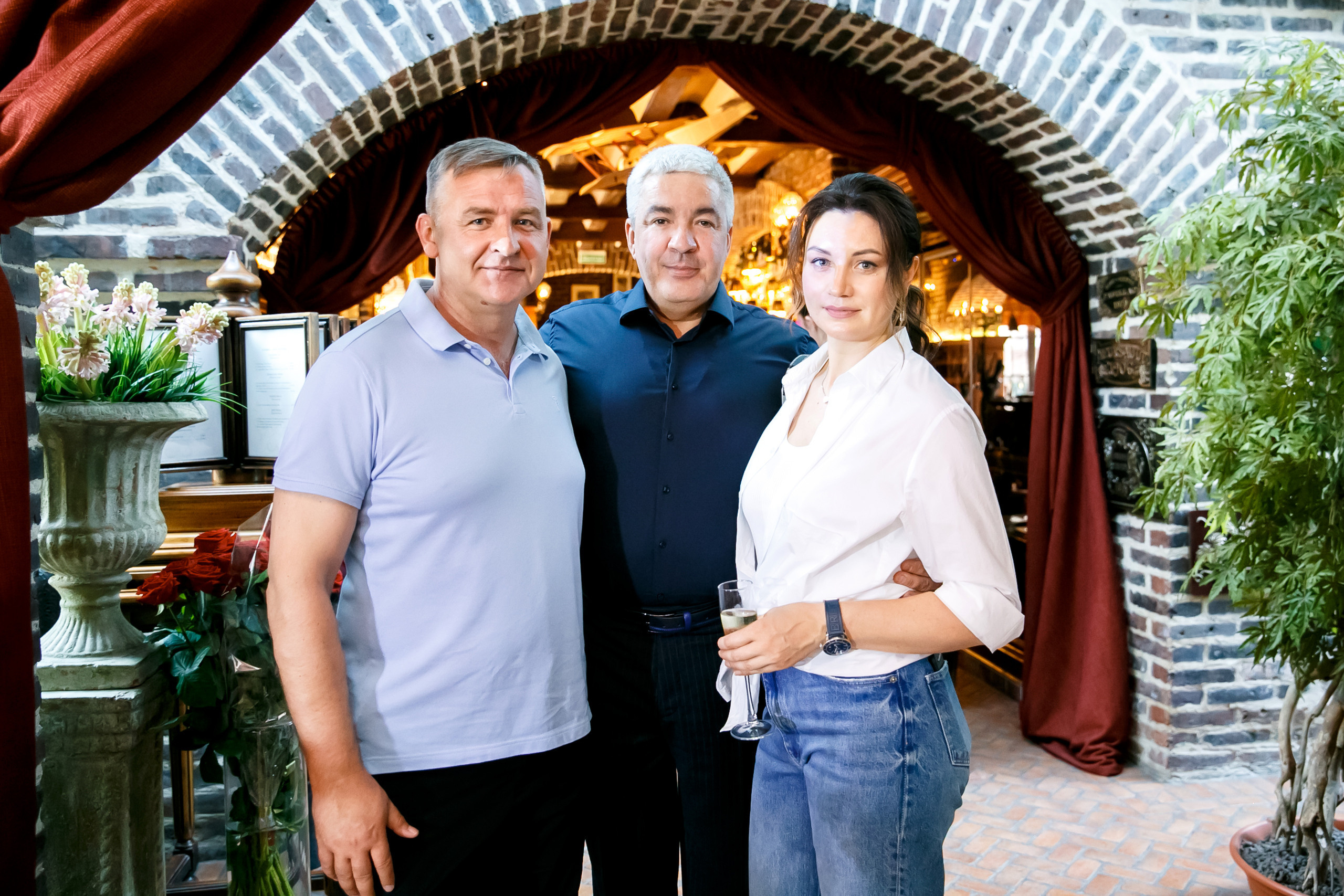 «Юбилей 50». Свадебное фото и видео в Ростове-на-Дону, Краснодаре, Москве и Крыму