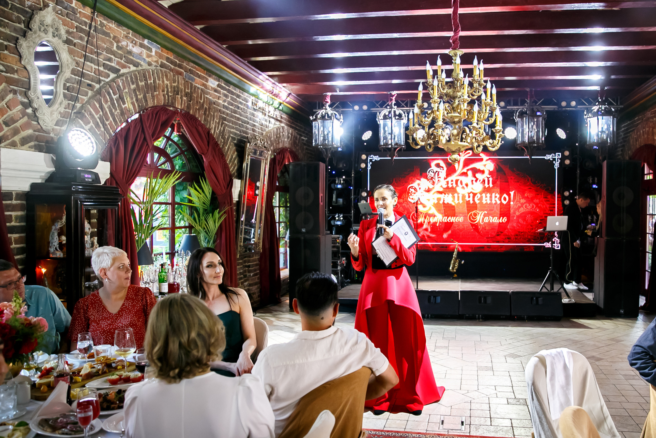 «Юбилей 50». Свадебное фото и видео в Ростове-на-Дону, Краснодаре, Москве и Крыму