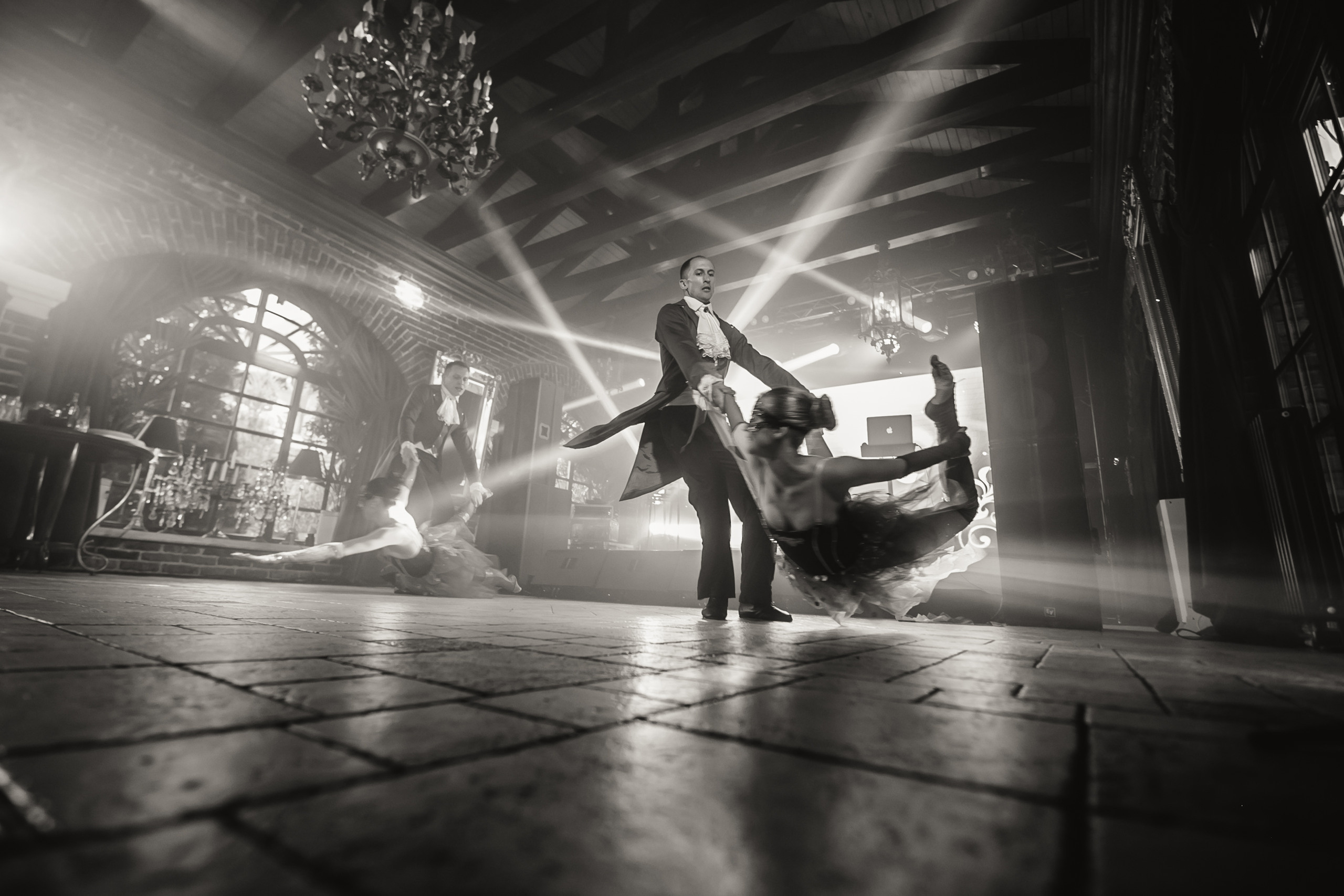 «Юбилей 50». Свадебное фото и видео в Ростове-на-Дону, Краснодаре, Москве и Крыму