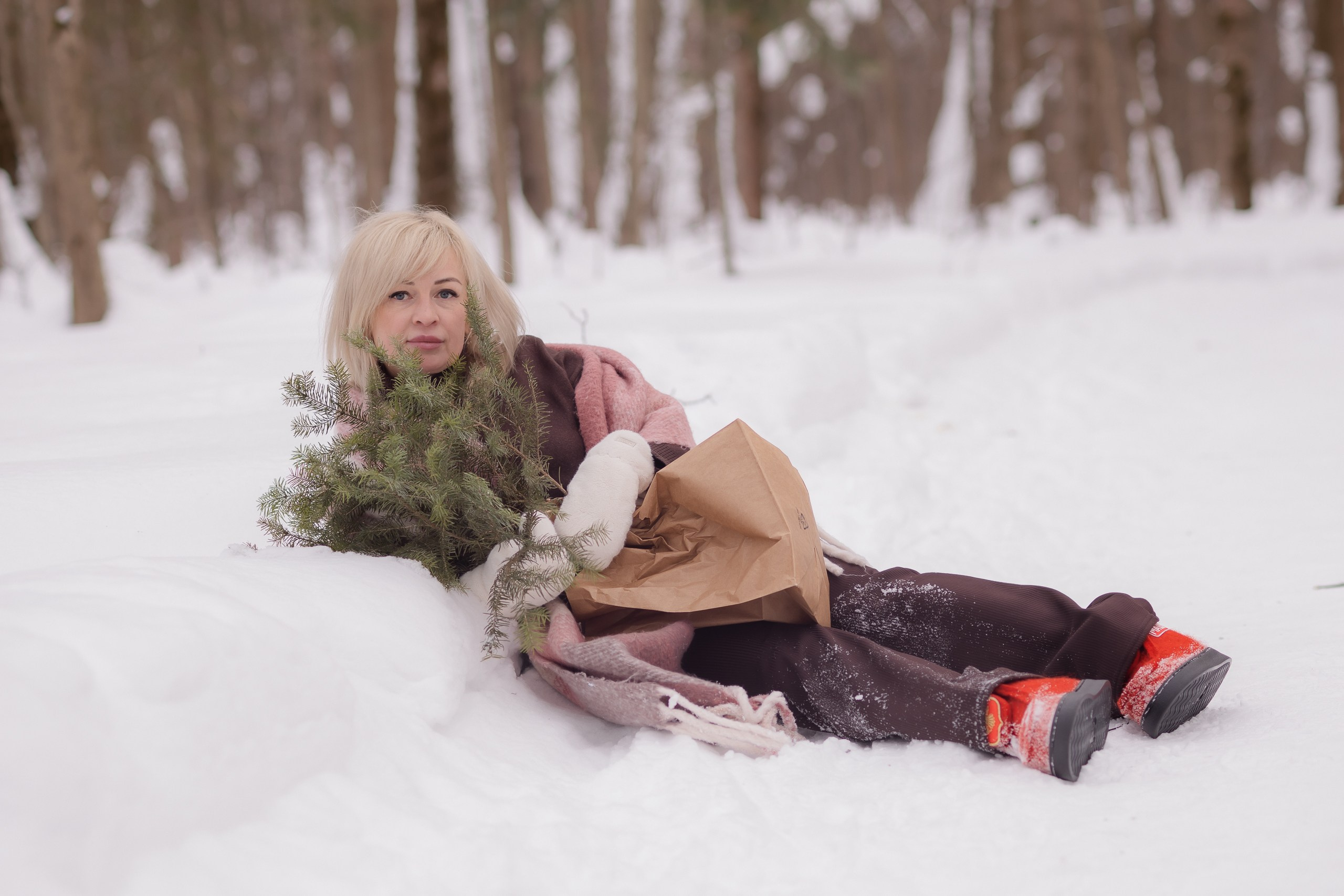 Фотосессия в зимнем лесу