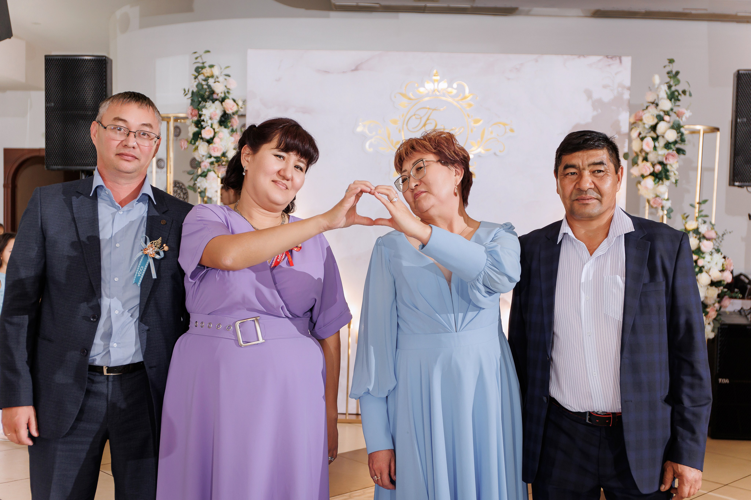 Karina & Bagdat. Anne Miller | Photographer