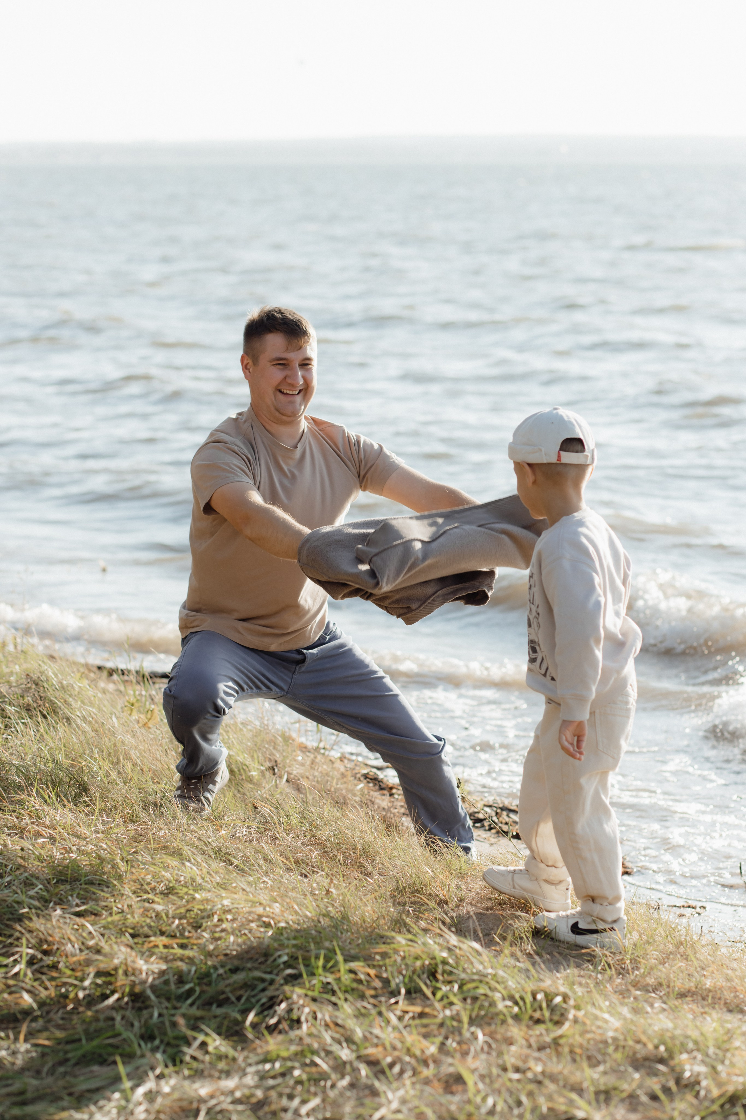 На берегу. Семейный и свадебный фотограф в Челябинске Мария Леонтьева